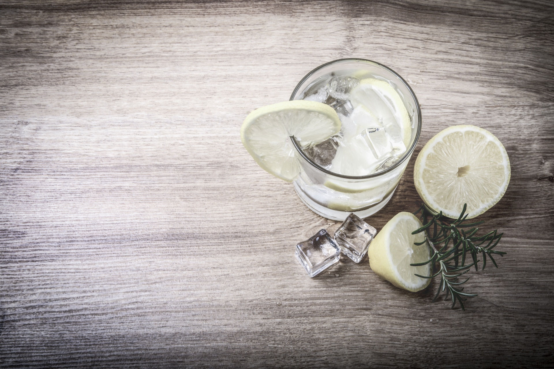 Wallpaper #GGfpAZMBSpphPi3-Wa1b115 Lemonade with Fresh Lemon Free Stock Photo Public Domain Pictures
