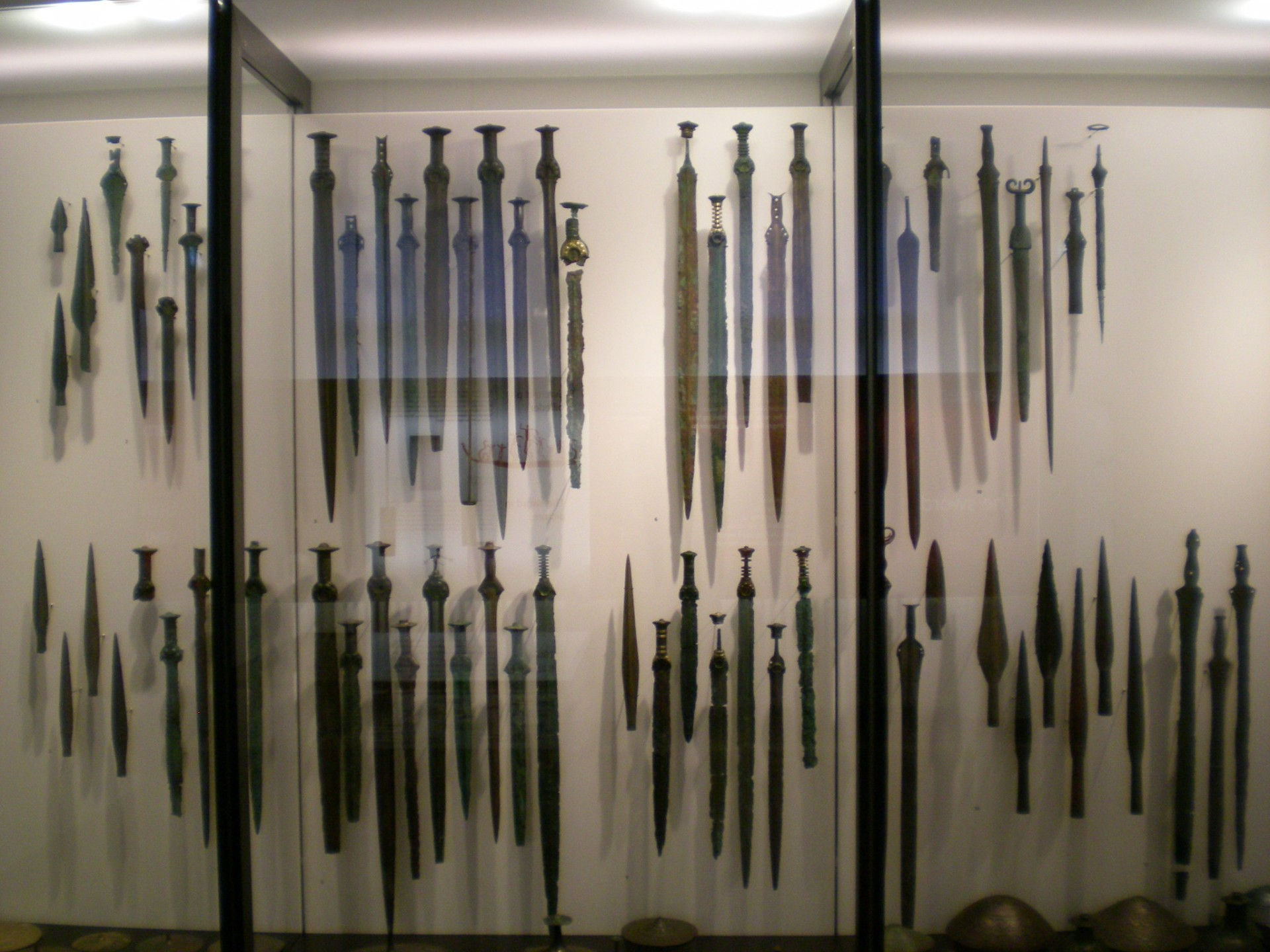 Wallpaper #UGe98ZIBSpphPi3-uW3x499 Viking Swords Free Stock Photo Public Domain Pictures