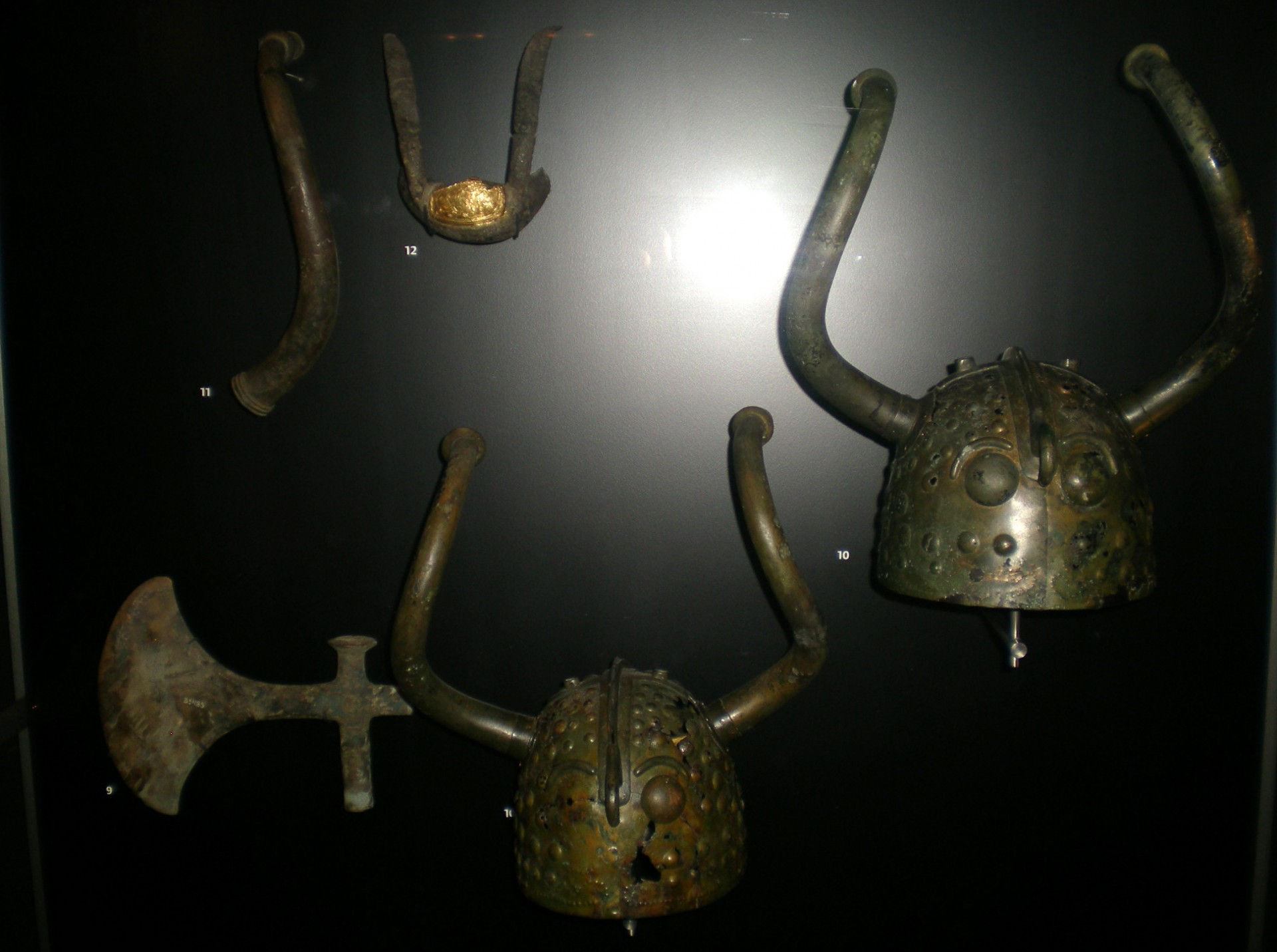 Wallpaper #UGe98ZIBSpphPi3-uW3x370 Viking Helmet Authentic Free Stock Photo Public Domain Pictures