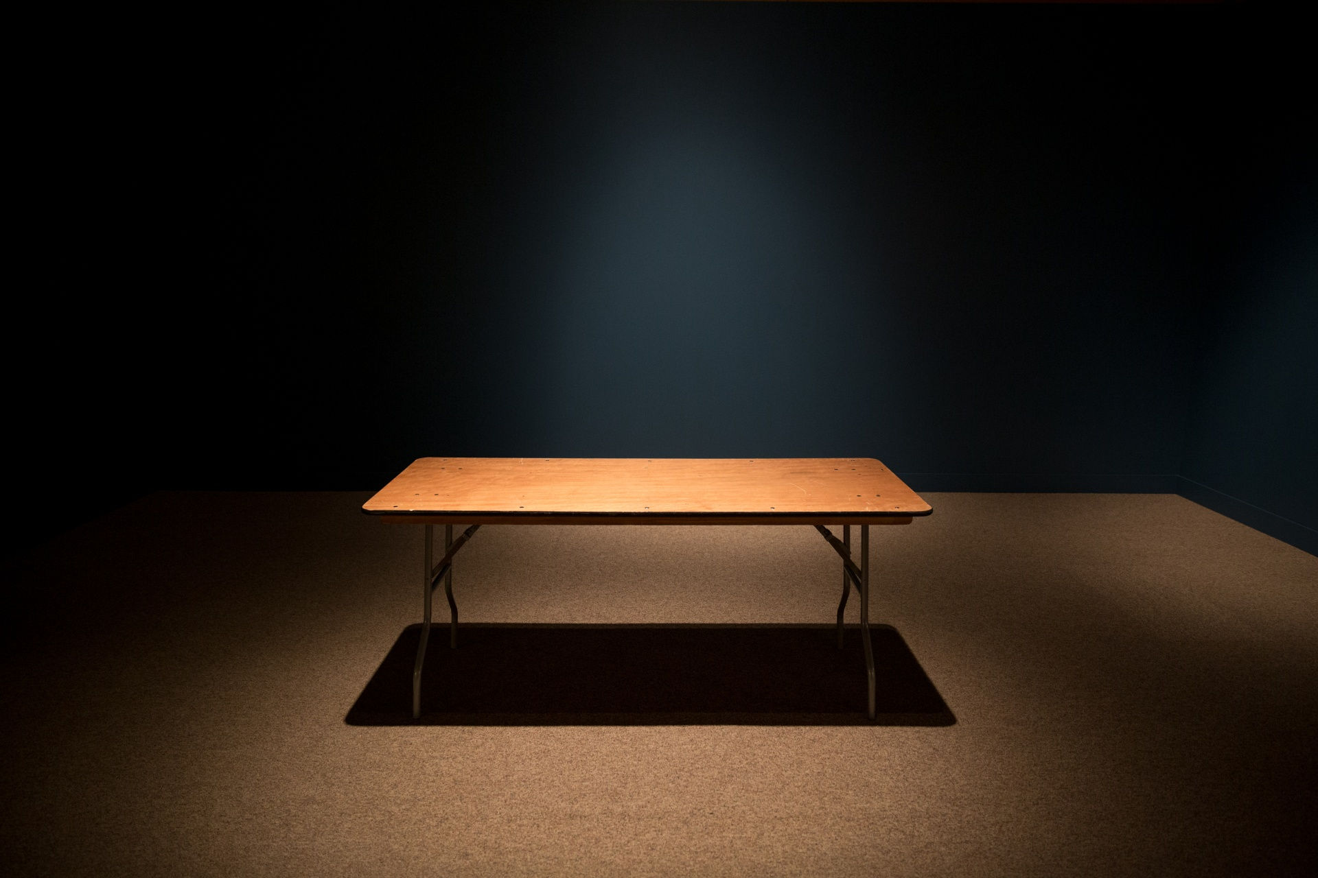 Wallpaper #7B0HLZMBlOZrFDOkWM3S375 Empty Table Free Stock Photo Public Domain Pictures