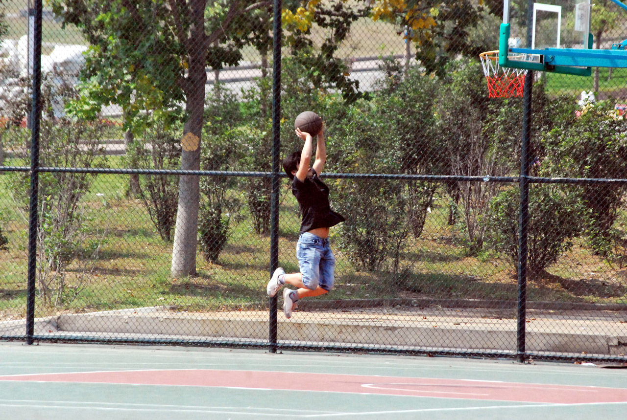 Wallpaper #vQMhY5MBpyOg8YnExNQw382 Jump Shot Free Stock Photo Public Domain Pictures