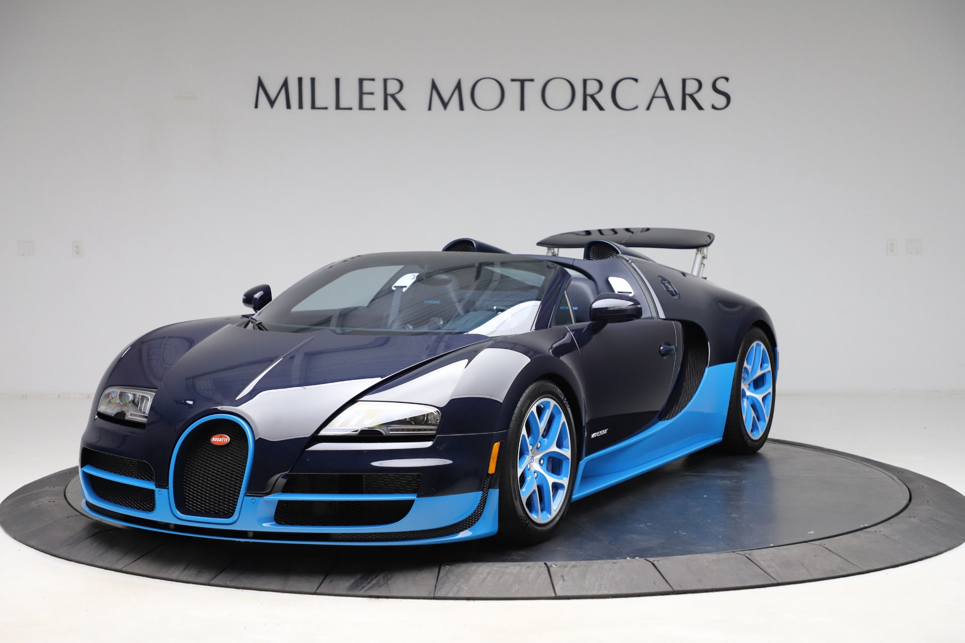 Wallpaper #ImhEGZMBSpphPi3-mhZ231 Pre Owned 2014 Bugatti Veyron 164 Grand Sport Vitesse for Sale
