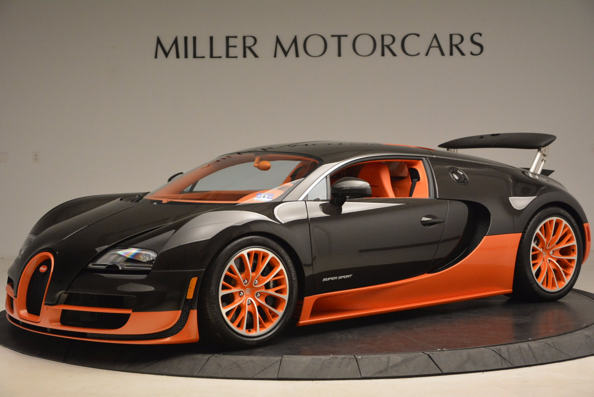 Wallpaper #4gO2ZpMBpyOg8YnE_NvA323 Pre Owned 2012 Bugatti Veyron 164 Super Sport for Sale Miller