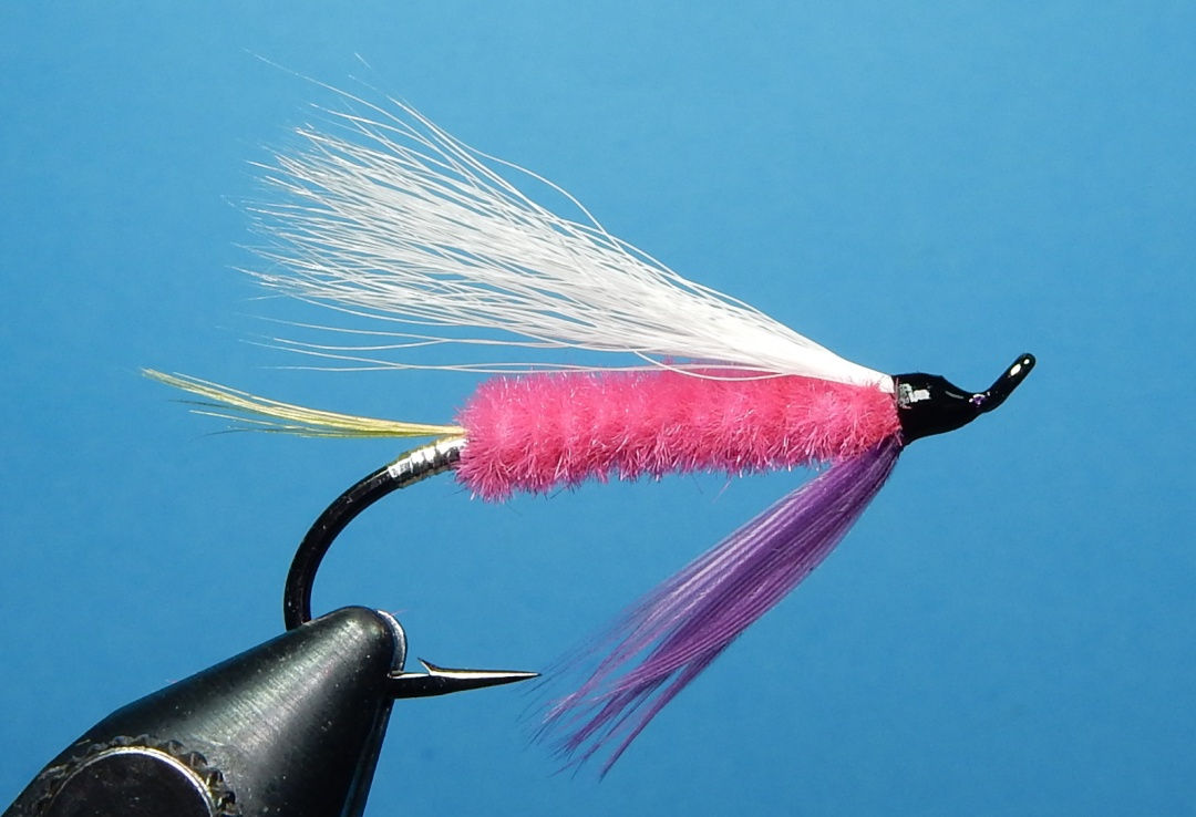 Wallpaper #f7jg15IBJvJKYCmEq-UZ350 Flytying New and Old Hellcat