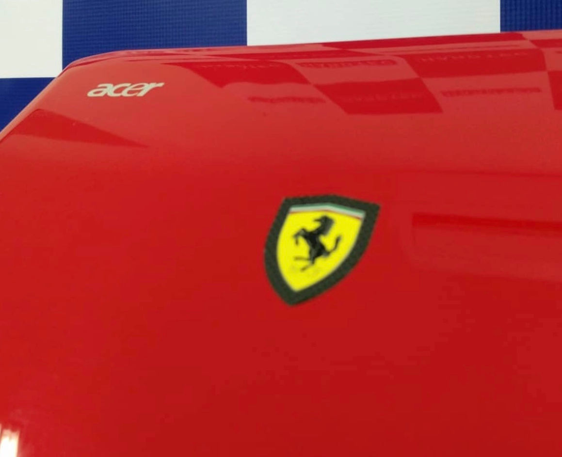 Wallpaper #vgMpZJMBpyOg8YnEMdYi29 Golaptop Tempat Service Laptop Acer Ferrari Di Malang