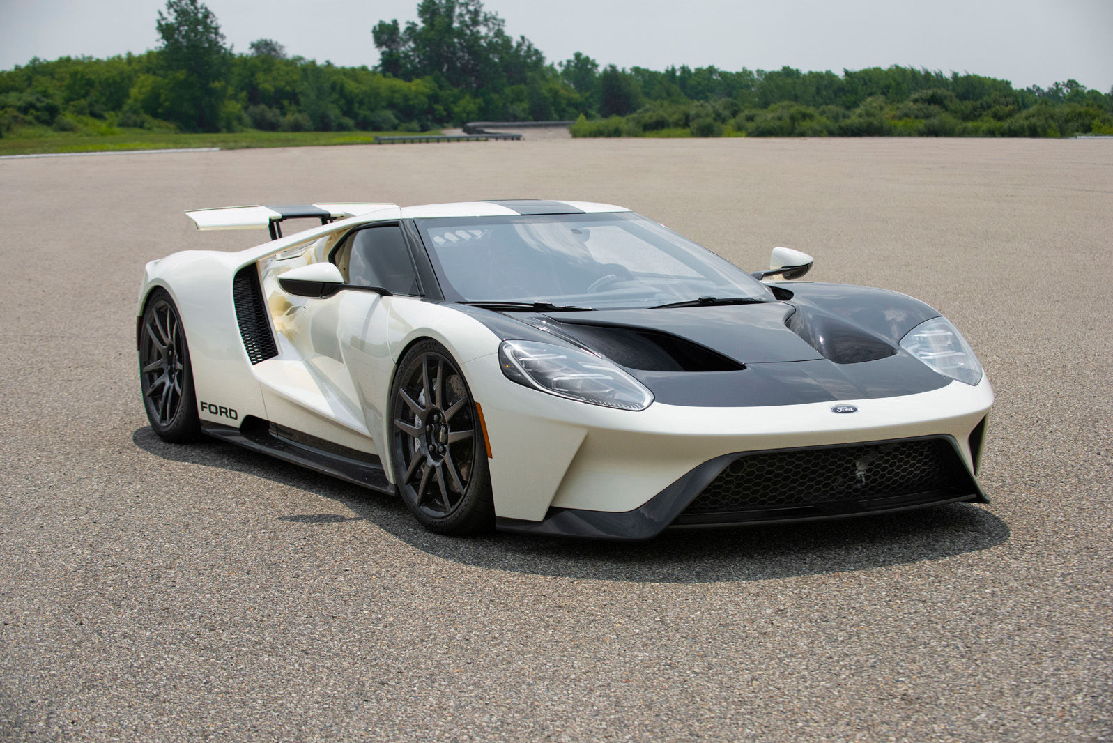 Wallpaper #mxnENI8BtGB6xQ78755a21 Ford GT Prototype Edition Pays Tribute to 64 Le Man Winner