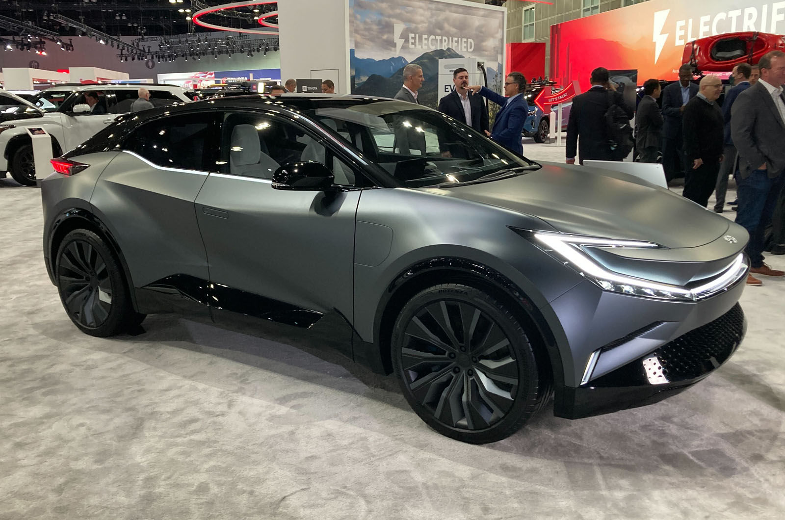 Wallpaper #HMmdjZcB-VVLIetlMmrR159 Best Range on 2024 Ev Crossover Suvs Edyth Haleigh
