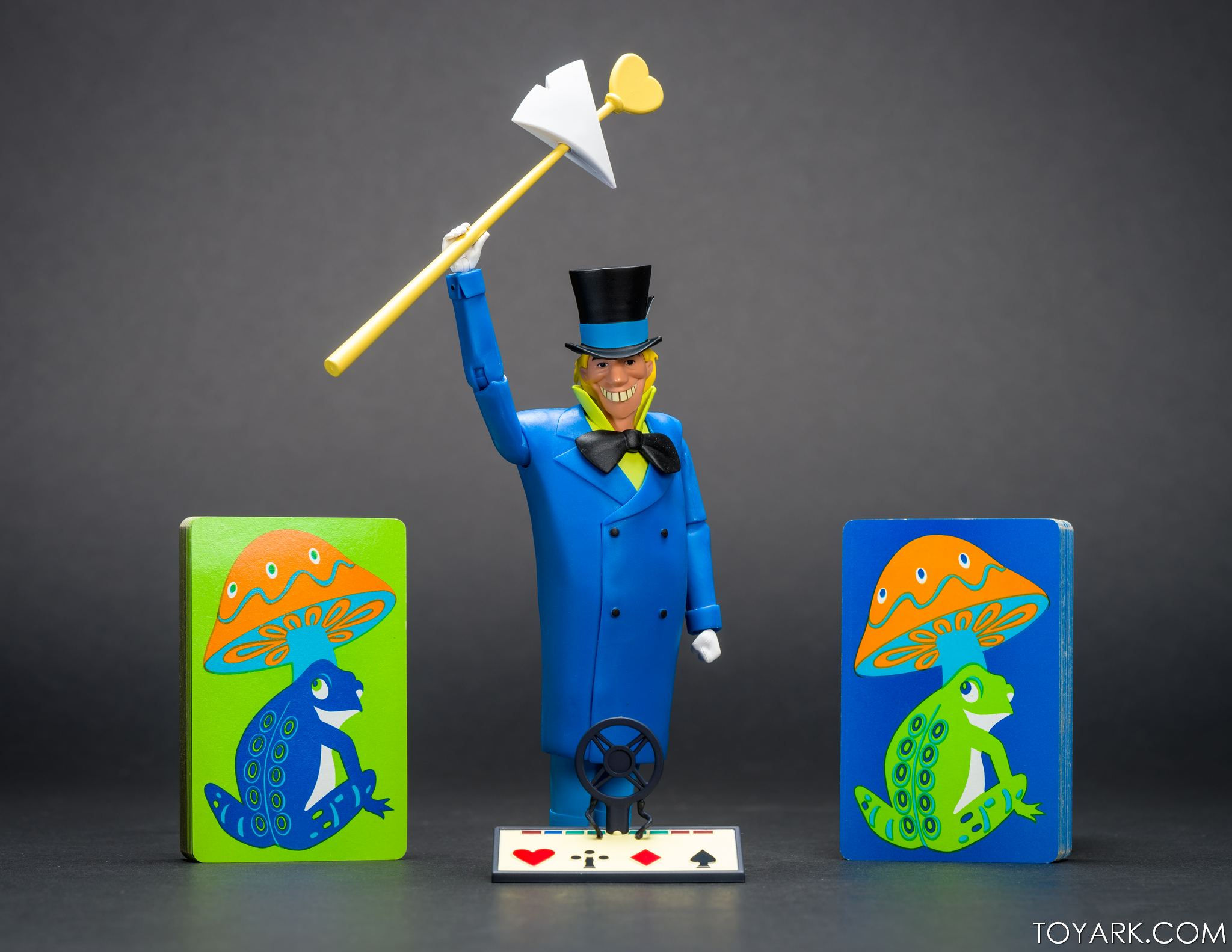Wallpaper #m2d79ZIBSpphPi3-ZH-v413 Batman Tas Mad Hatter by DC Collectibles in Hand Gallery the Toyark