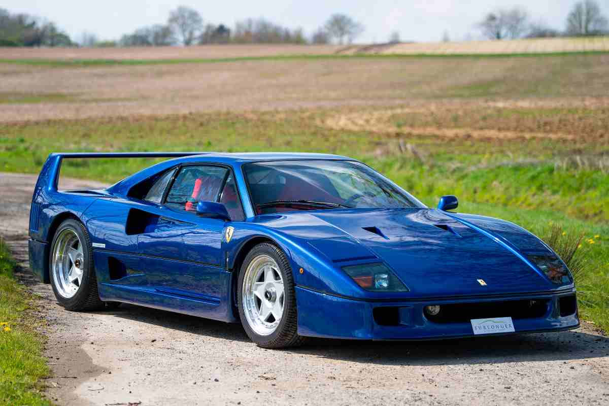 Wallpaper #12cH-ZIBSpphPi3-IIvK73 Ferrari F40 in Vendita Ad Un Prezzo Esagerato Un Modello Unico La