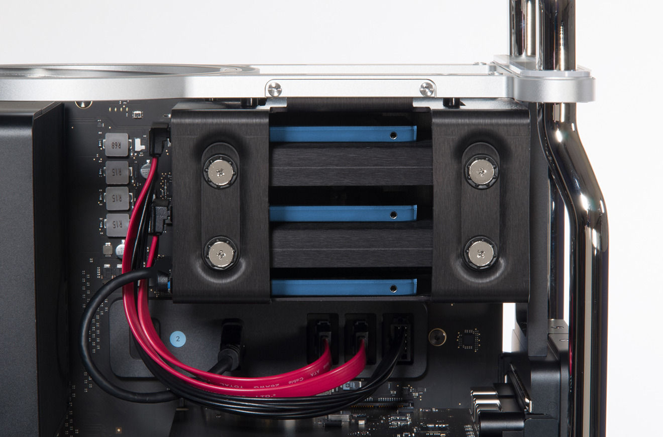 Wallpaper #TEKlPJMBOBpx0NhmwMGp90 Add Three Internal Drives to the Mac Pro with the Sonnet Fusion Flex