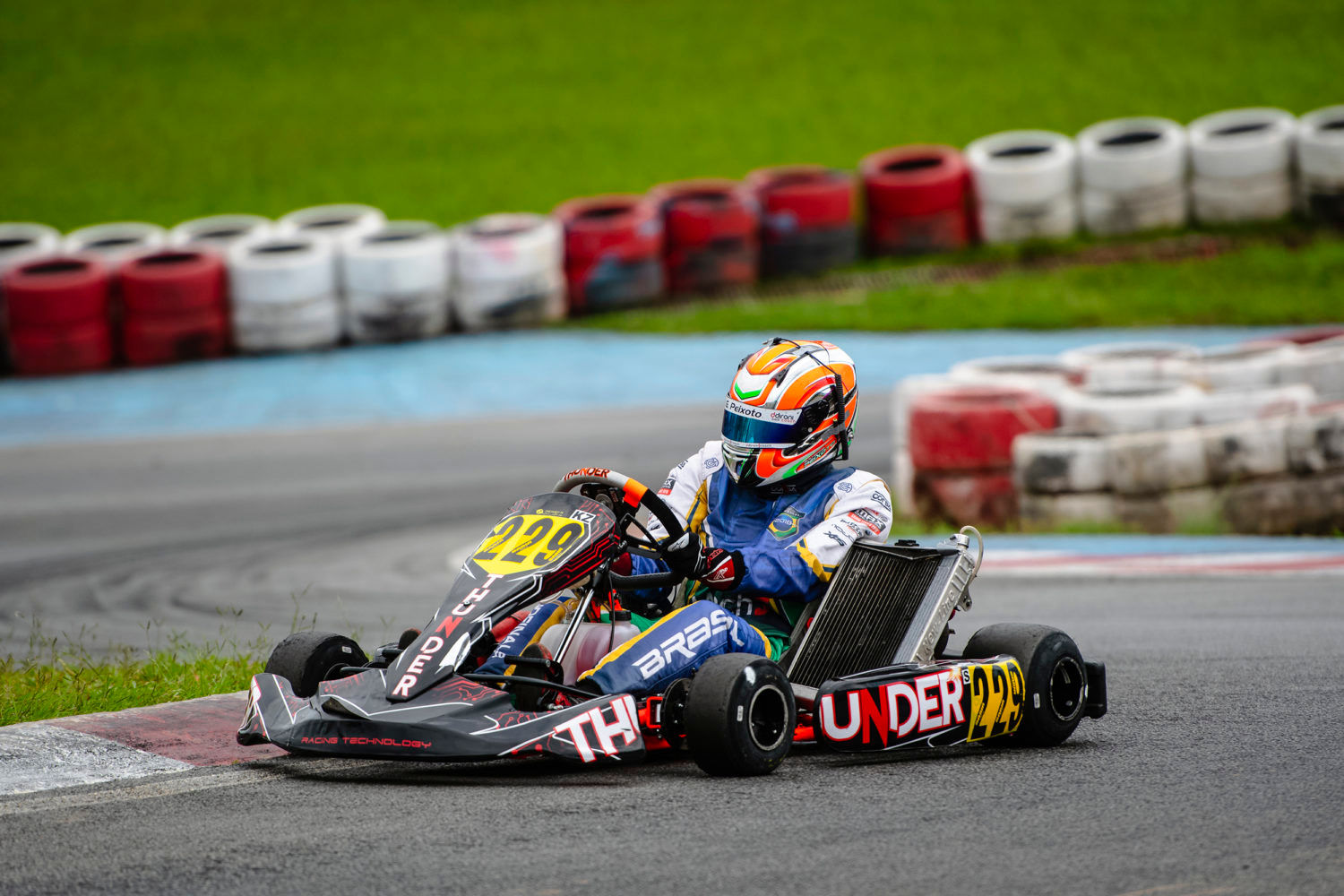 Wallpaper #TmchBJMBSpphPi3-e7at122 Kart Thunder Racing Estreou Com Sucesso Seu Novo Chassi Para a