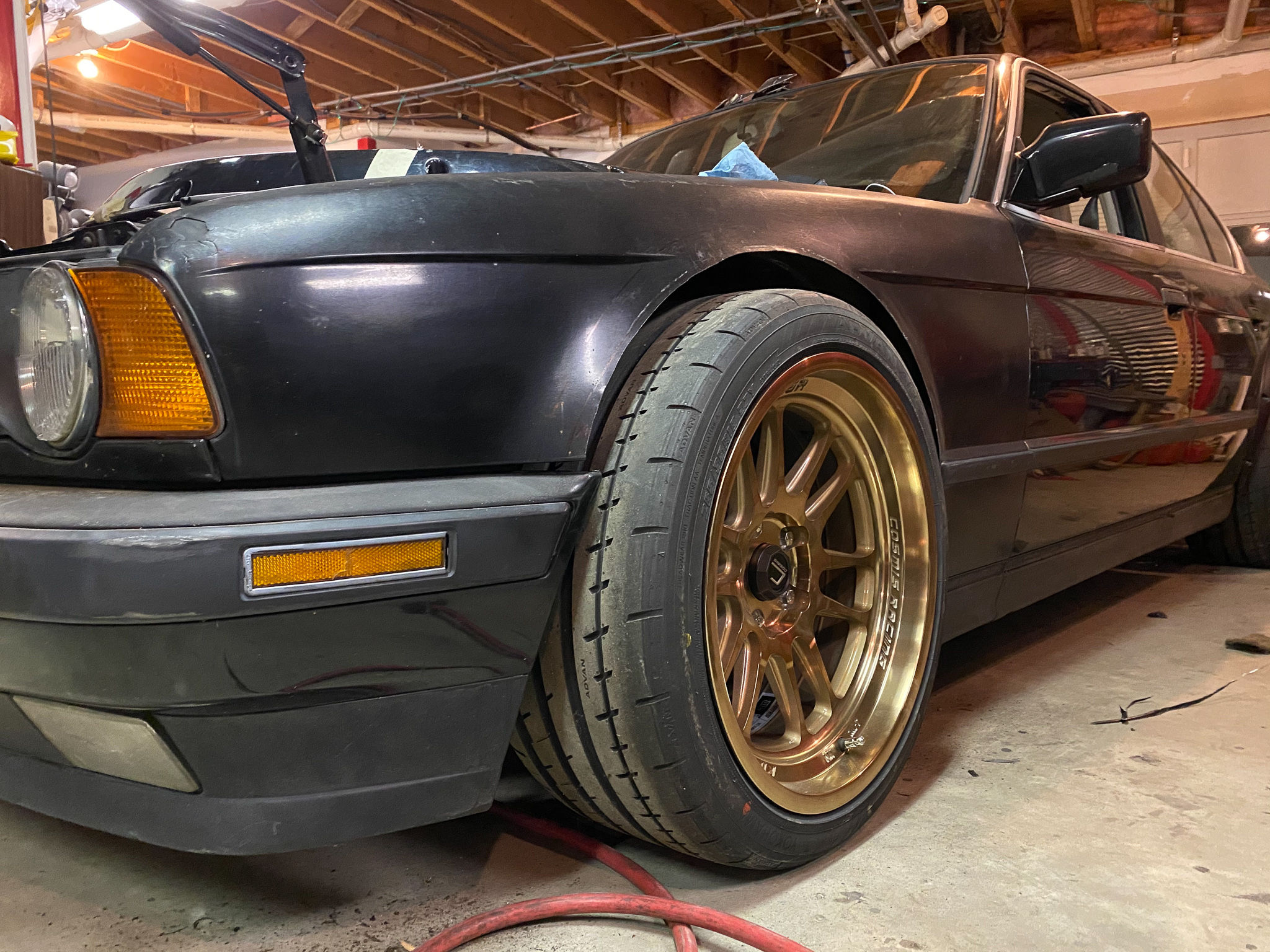 Wallpaper #CRnwEY8BtGB6xQ78MGPy9 Lowered E34 BMW S3 Magazine
