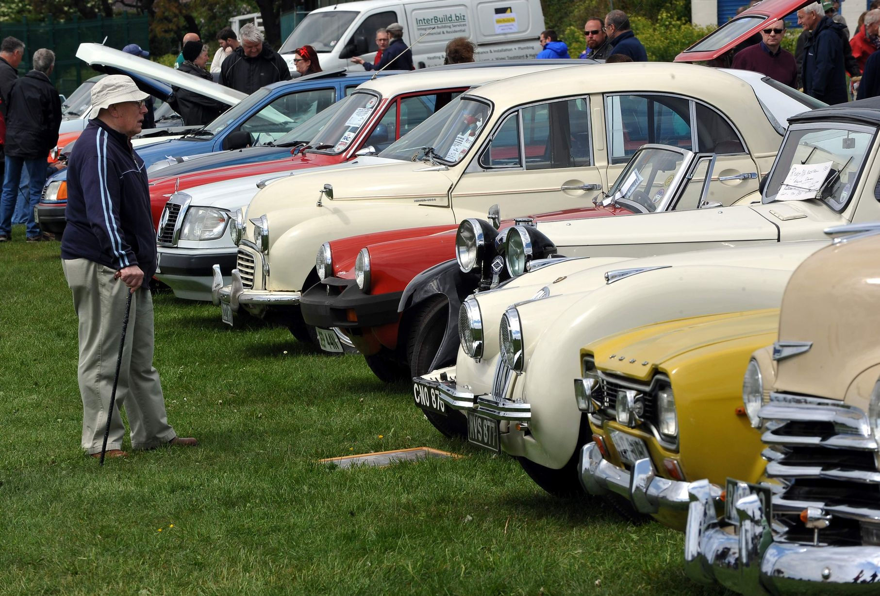 Wallpaper #X3209I4Bnwiau_P6-hAR30 Classic Car Show Attracts Hundreds Who Brave Damp Bank Holiday Weather