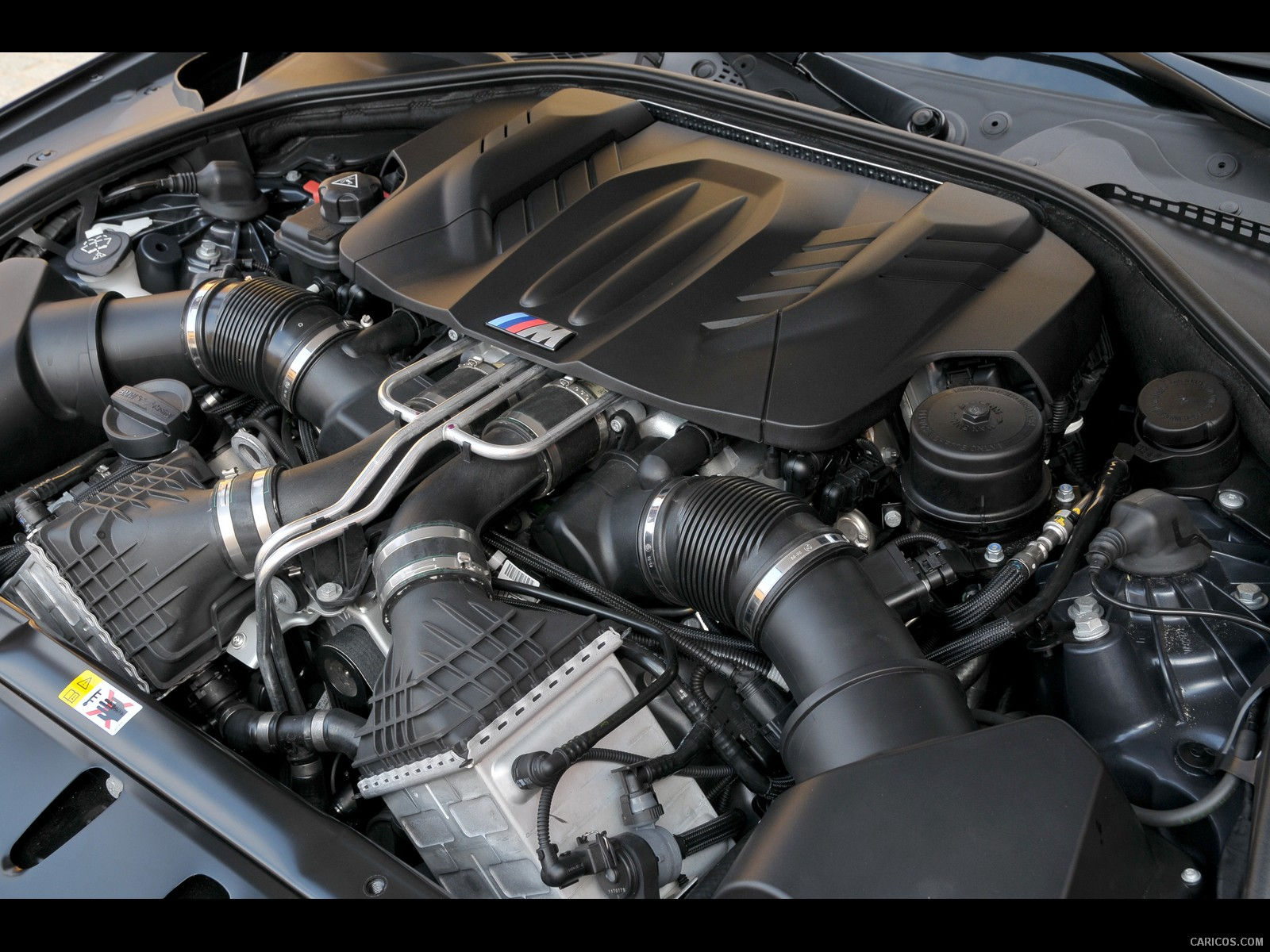 Wallpaper #oWcy95IBSpphPi3-oIWX104 2012 BMW M5 Engine HD Wallpaper 163 1920x1080