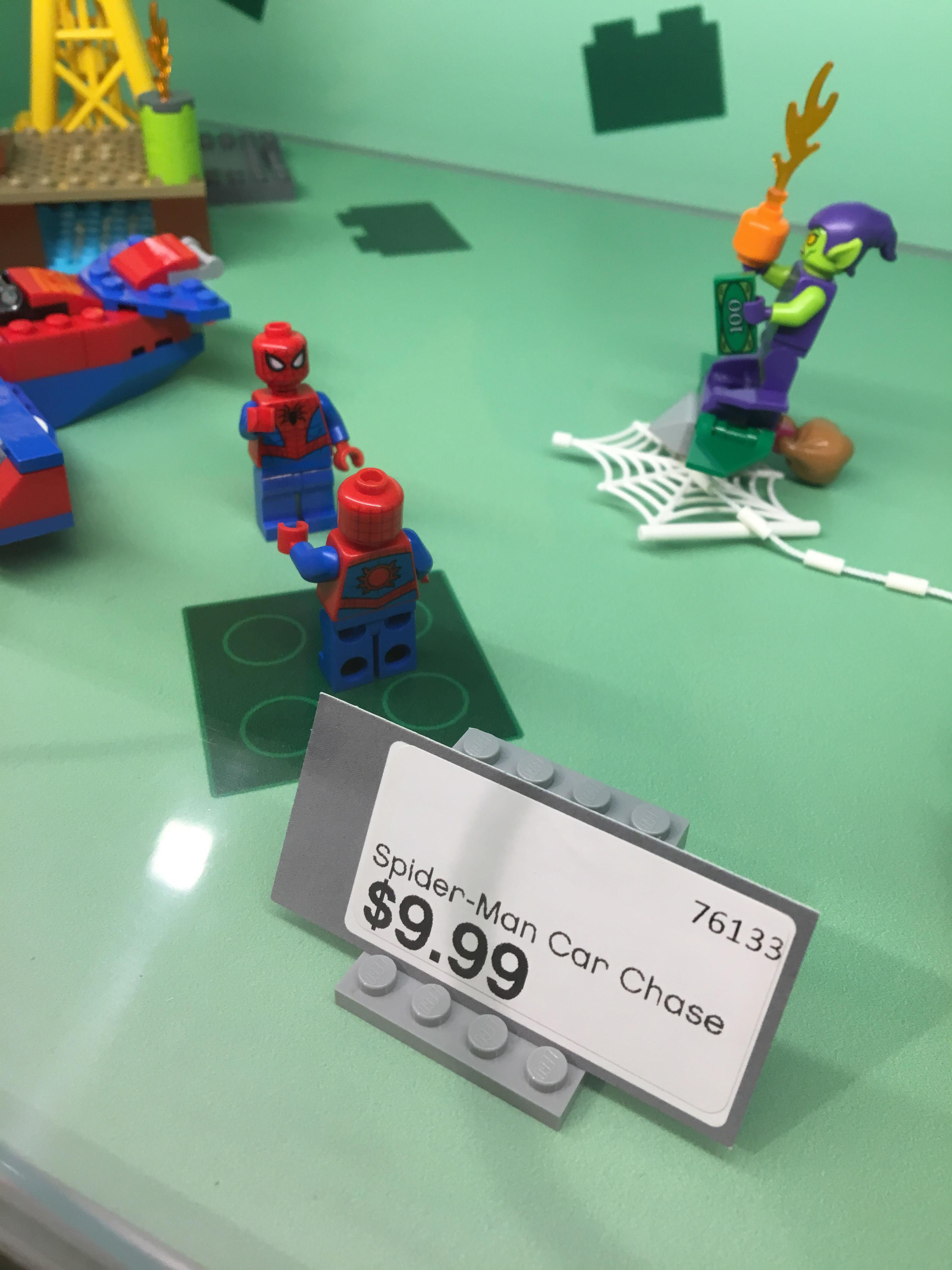 Wallpaper #rDELNpMB5zzyi_yYpFj15 Spider Man Meme on Display at Lego Store Rfellowkids