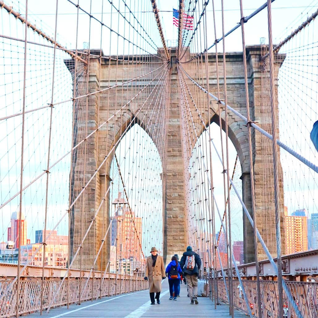 Wallpaper #66e34 Brooklyn Bridge in New York the Iconic Crossing Between Manhattan and