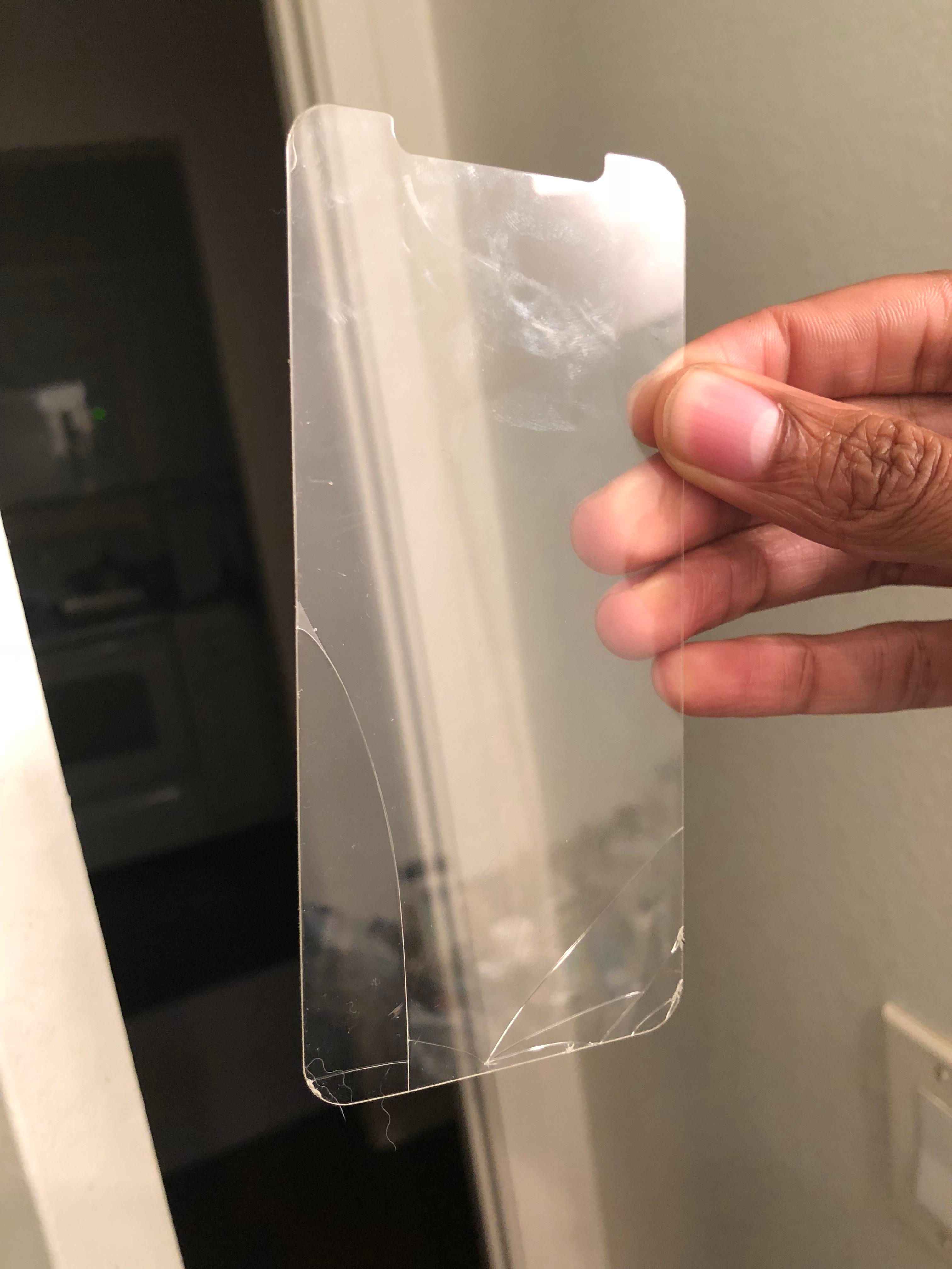 Wallpaper #sWf07JIBSpphPi3-5FU3436 This is Why You Put a 2 Screen Protector on Your 1000 iPhone Riphone