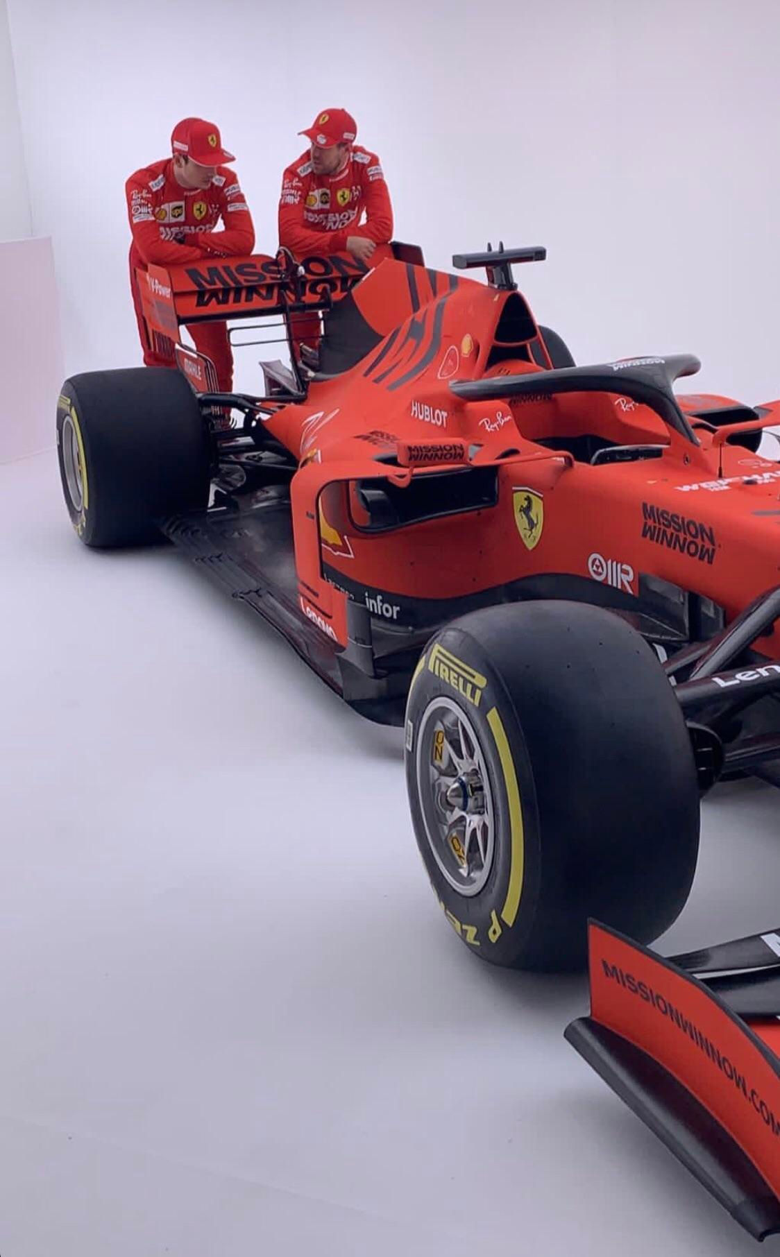 Wallpaper #IX1a8I4Bnwiau_P6zgbm47 The Colour of the Sf90 Seems Quite Different Than in the Released