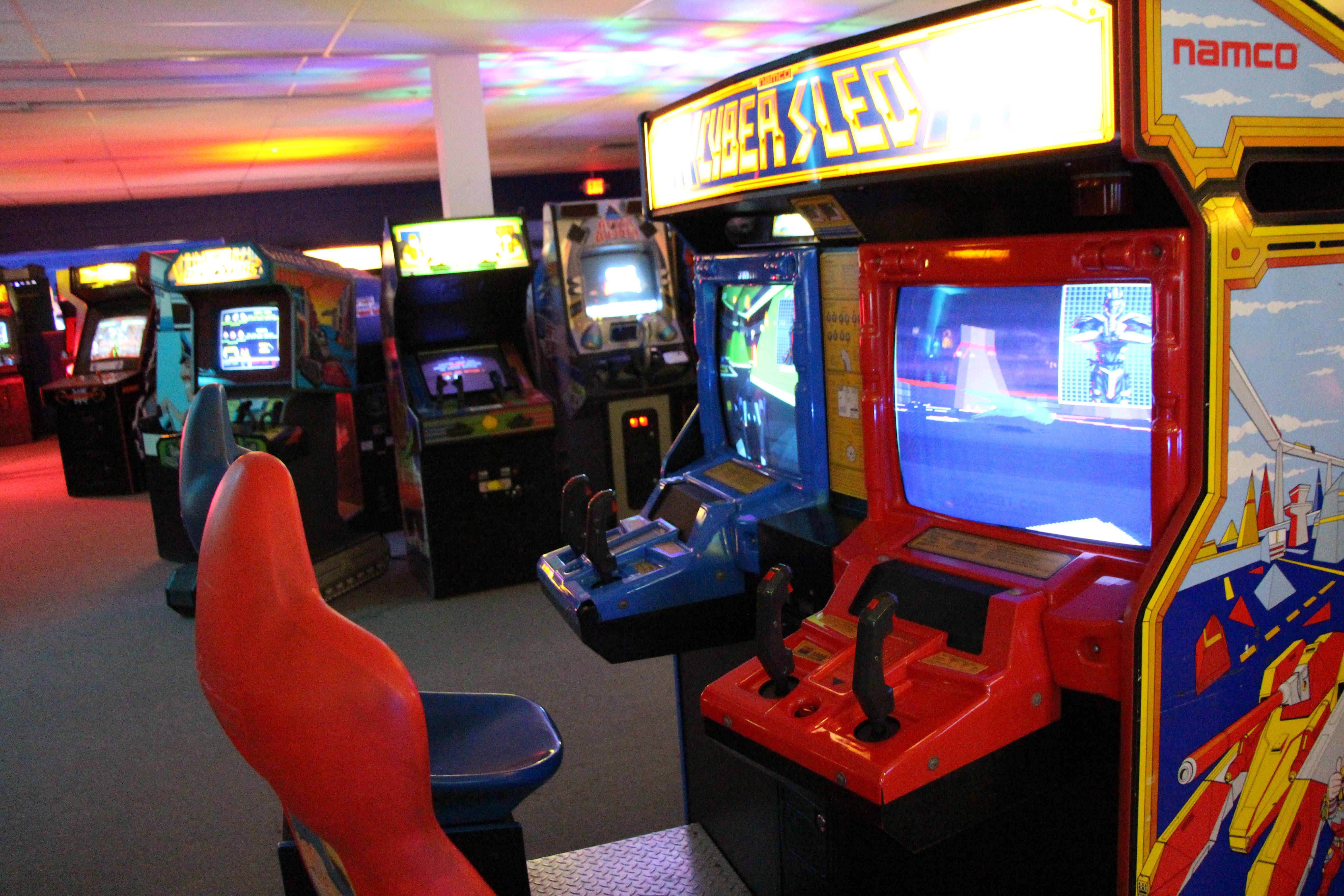 Wallpaper #ARk0Ao8BtGB6xQ78oEoU36 Officially Licensedlegal Multicades for Business Arcade