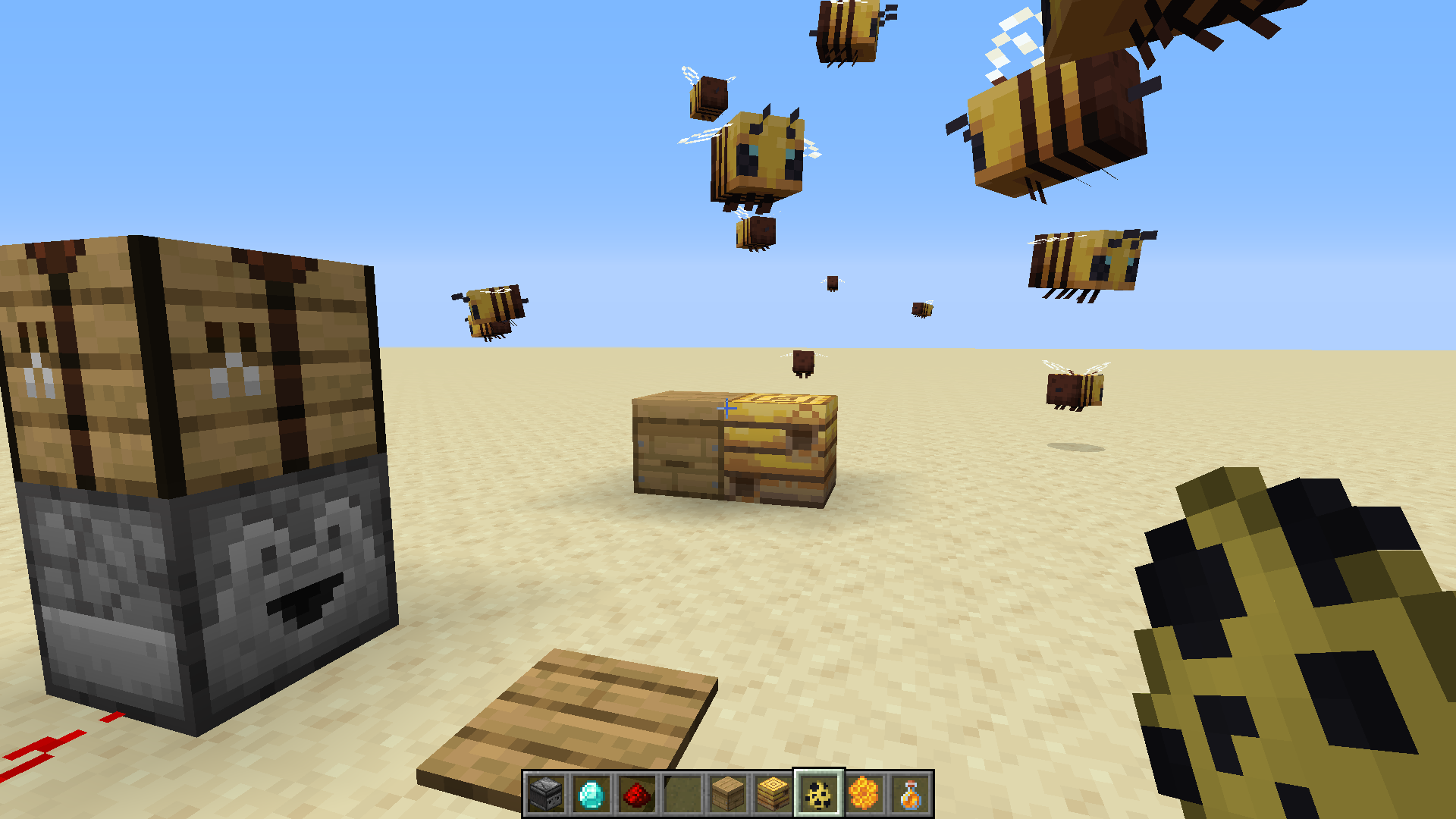 Wallpaper #VRmVDo8BtGB6xQ78a1q137 Here is a Look at the New 115 Bees Rminecraft
