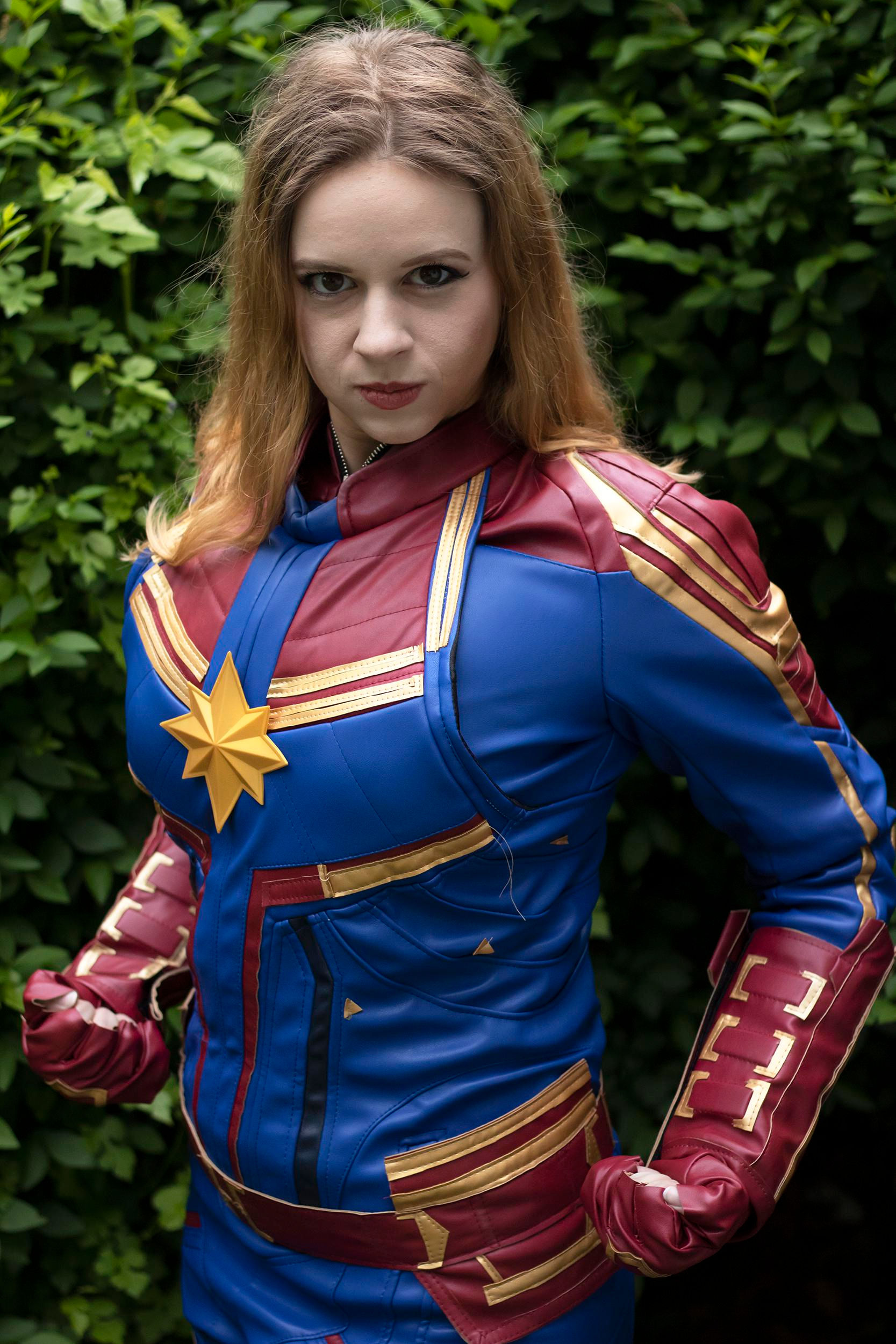 Wallpaper #j6eiMpMBlSzal8H1otv263 Captain Marvel Cosplay by at Fandom Spotlite Rcosplayers