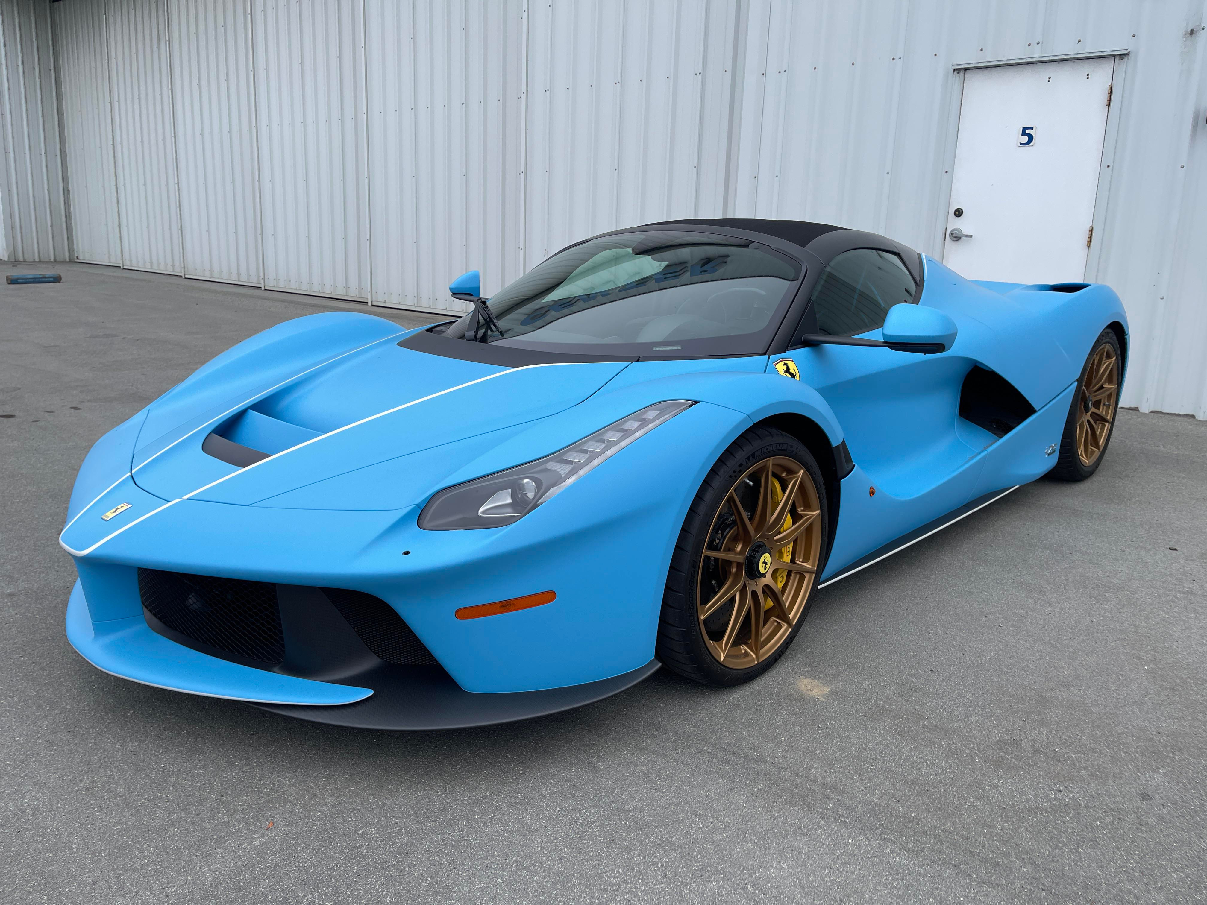 Wallpaper #dJ_uWZMBcUVgGJNourKr85 Beautiful Color Laferrari I Spotted Yesterday 4032 X 3024 Rcarporn