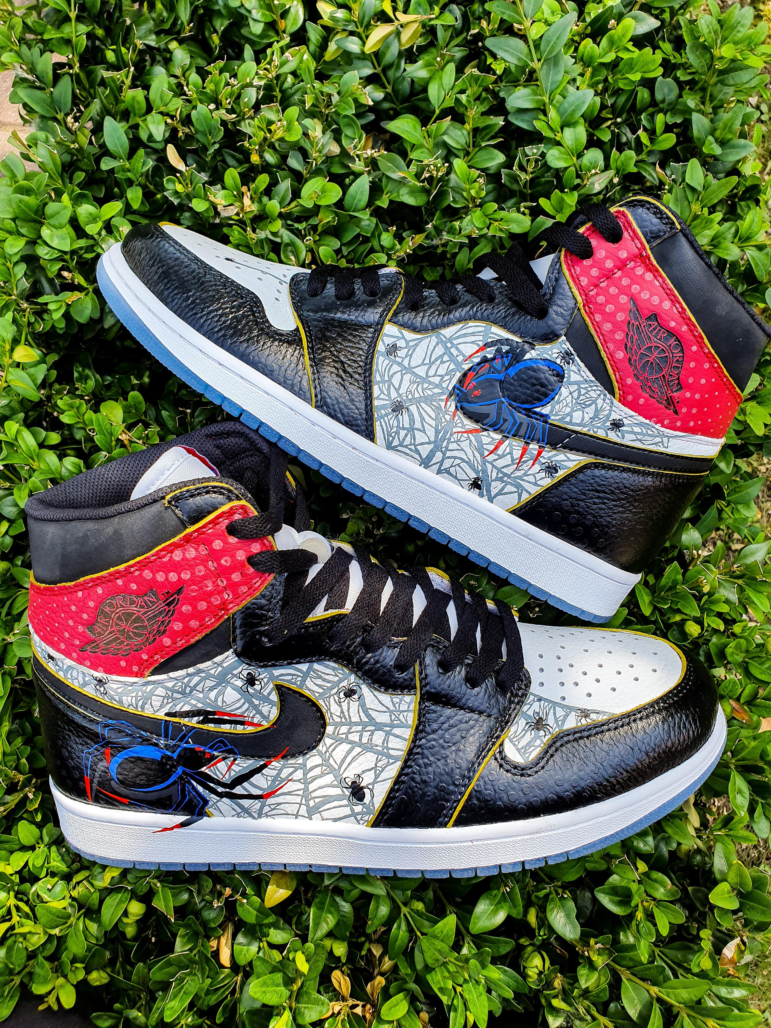 Wallpaper #74D73 Air Jordan 1 Retro High Og Spiderman Level Up