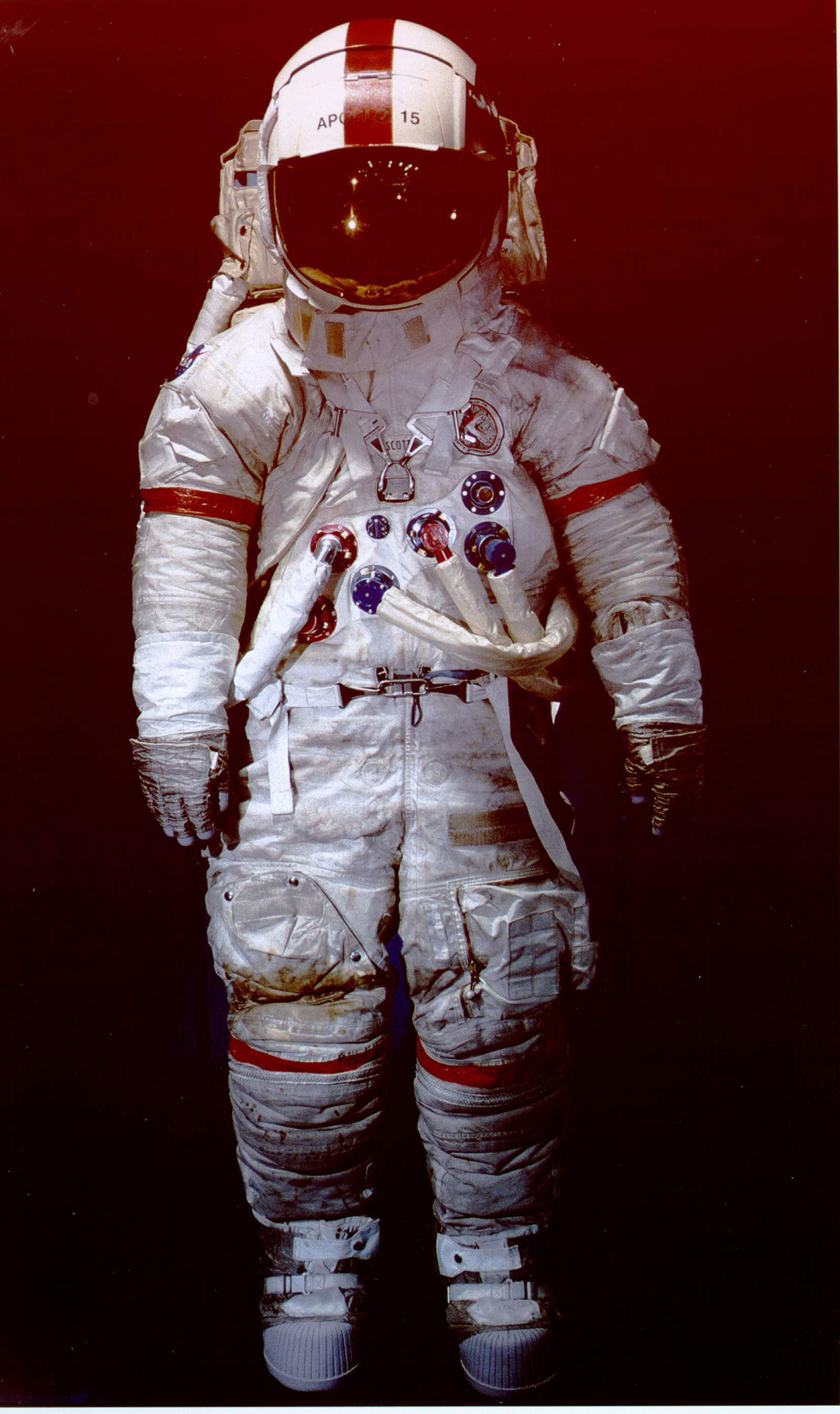 Wallpaper #e2eE_JIBSpphPi3-ZZiW16 Apollo 15 Space Suit Worn by David Scott the Seventh Person to Walk