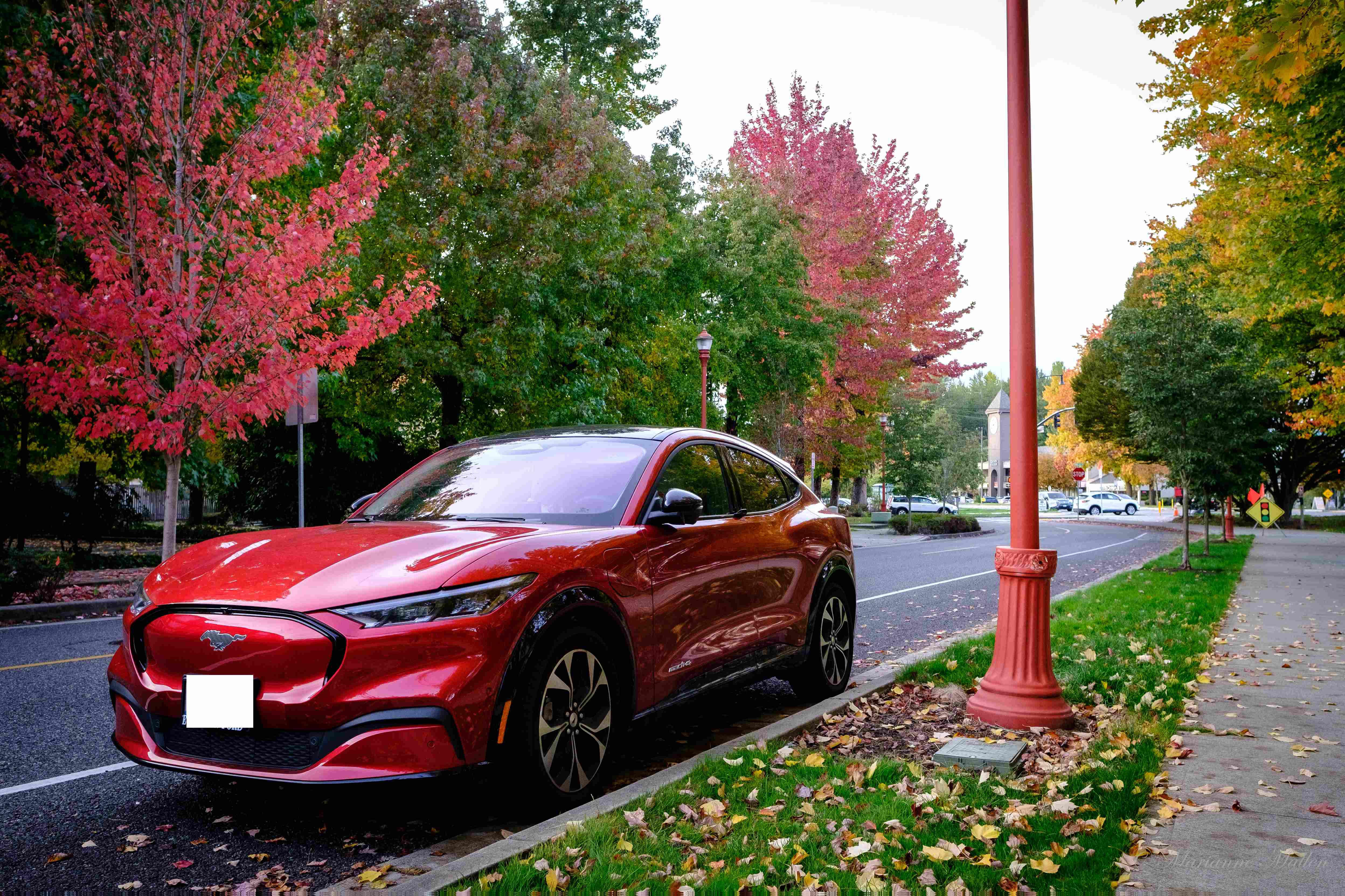 Wallpaper #X2hEJJMBSpphPi3-0zjQ260 Unexpected Fall Photoshoot with My Red Premium Awd I Call Her