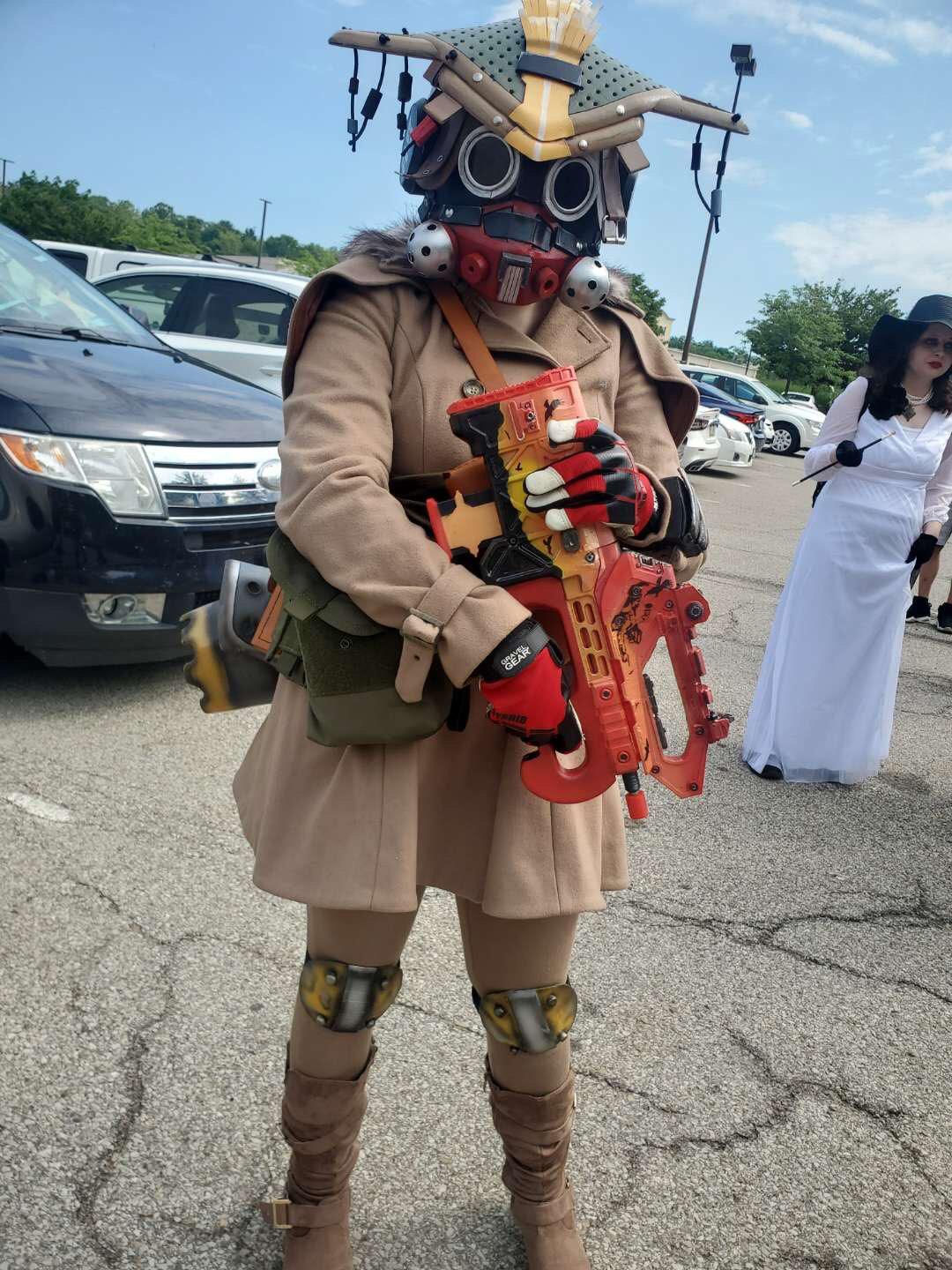 Wallpaper #2kBXMJMBJhL2WPbaIsAy258 Heres My Bloodhound Cosplay from Steelcitycon Yesterday Rapexlegends