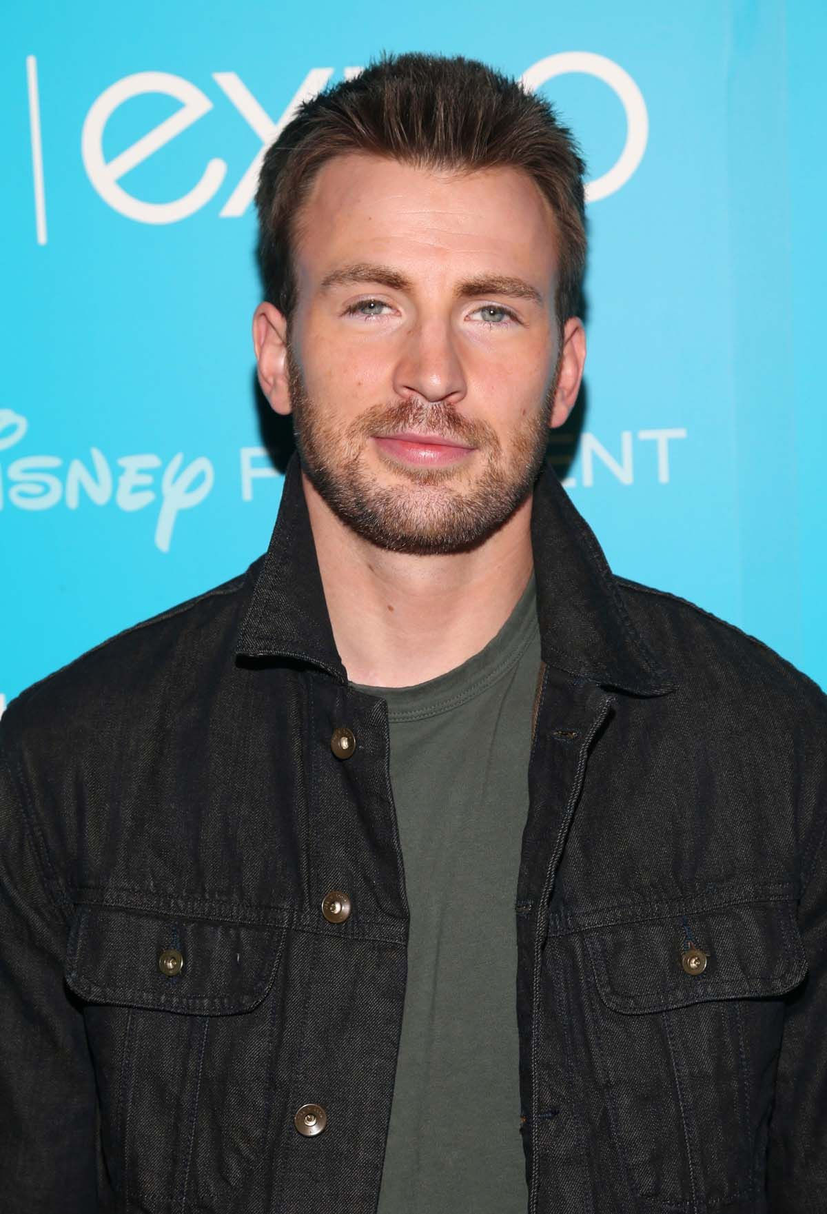 Wallpaper #9-qXVZMBlwTYPL18nA0s199 Bild Zu Chris Evans Captain America 2 the Return of the First