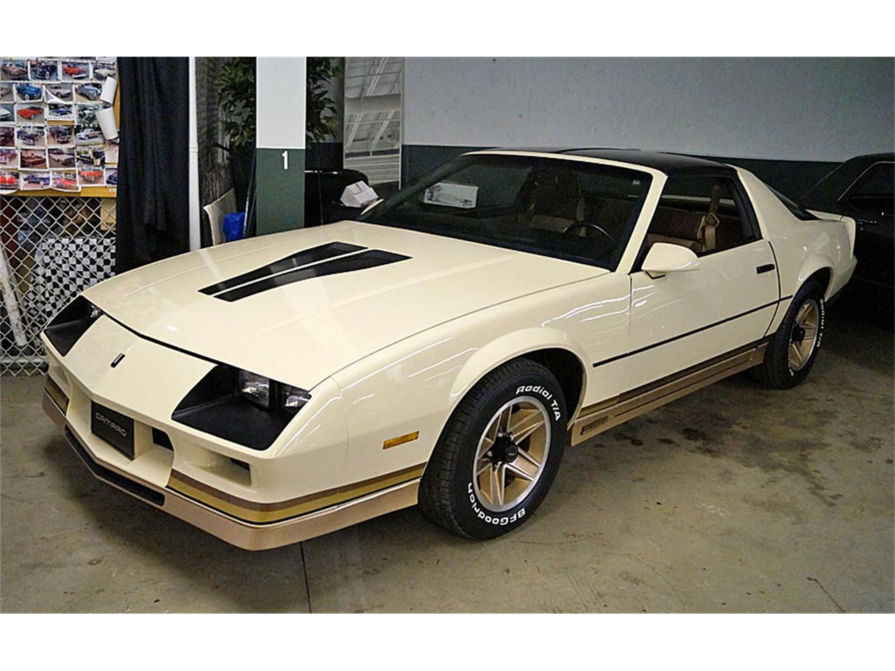 Wallpaper #GmfDBZMBSpphPi3-yr5s258 1984 Chevrolet Camaro Z28 for Sale Classiccarscom Cc 1094376