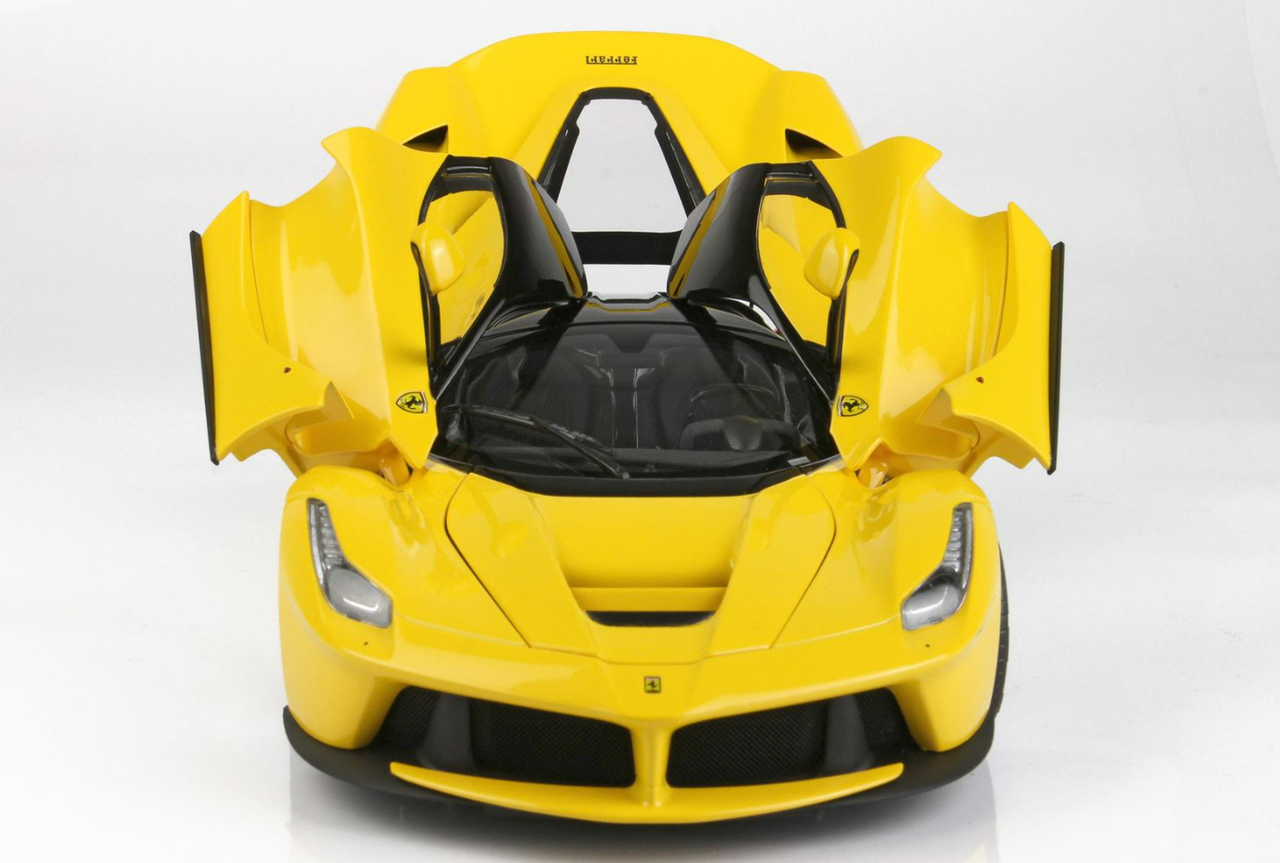 Wallpaper #7GgzG5MBSpphPi3-cB6k360 118 Bbr Ferrari Laferrari Modena Yellow Diecast Full Open Model