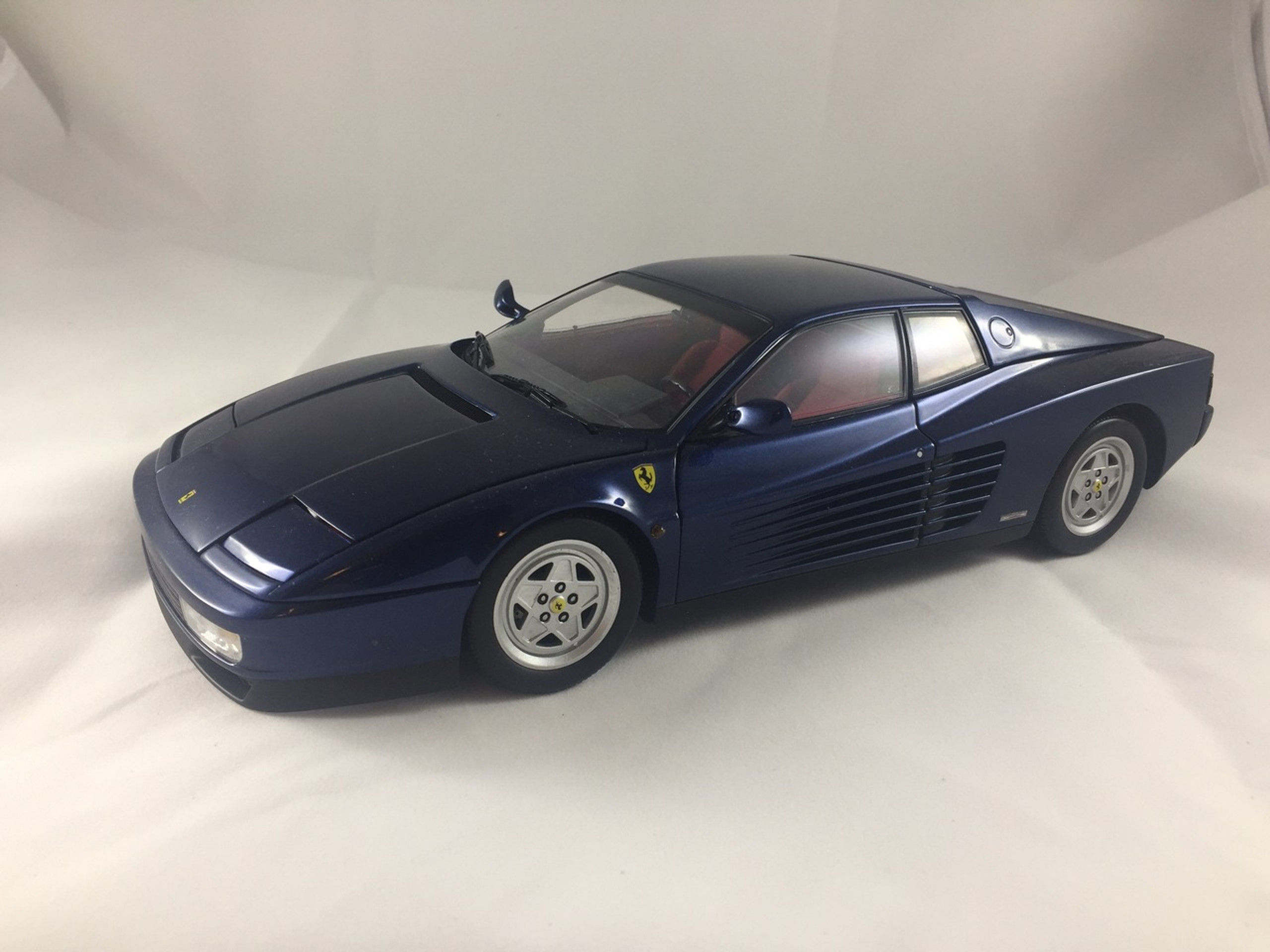 Wallpaper #PBlrJI8BtGB6xQ78FYV334 118 Kyosho 1989 Ferrari Testarossa Blue Custom Painted