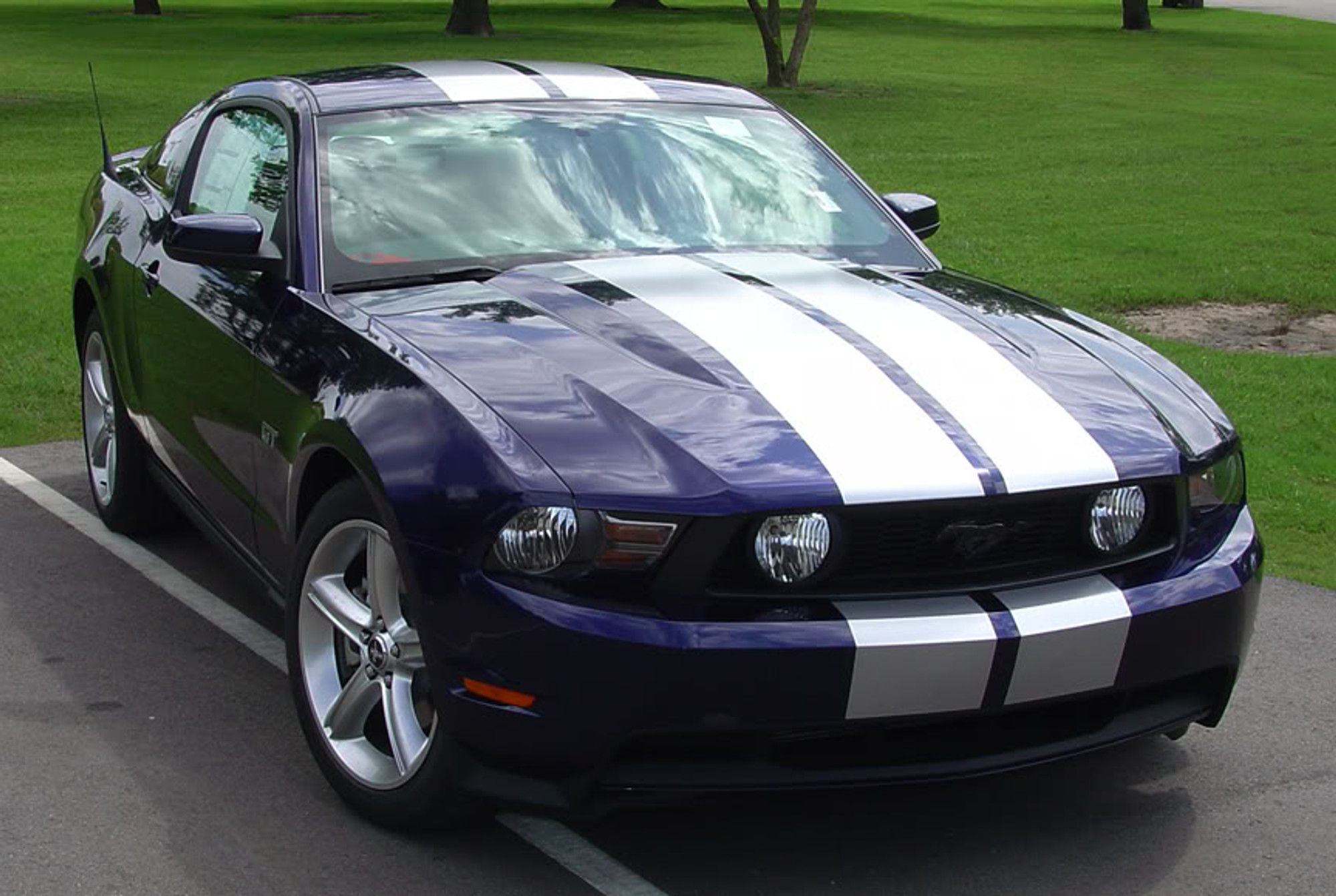 Wallpaper #6Wc87JIBSpphPi3-LlGq230 2010 2012 Ford Mustang Racing Stripes Mustang Graphics