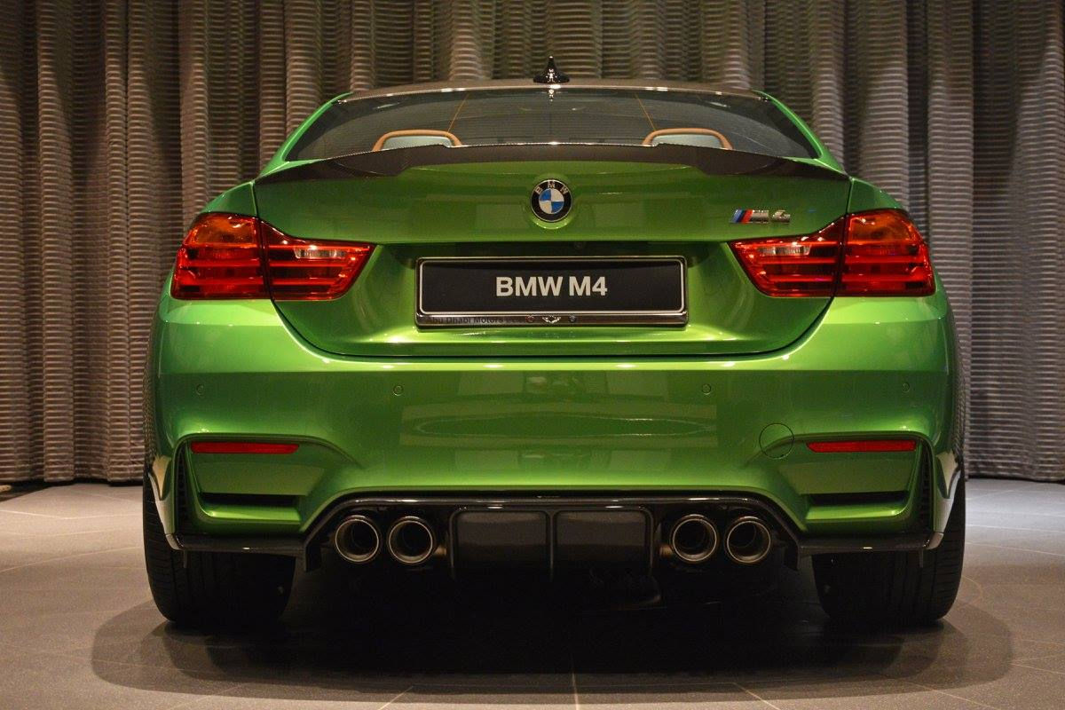 Wallpaper #QWh7IpMBSpphPi3-QjOM291 Java Green M4 Opremljen Z Akrapovic Izpuhombmwblog Bmwblog