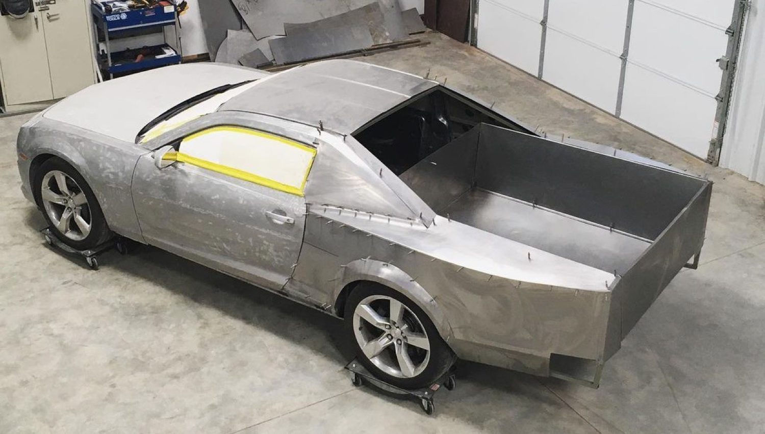 Wallpaper #g--OS5MBMN-XEVvVQjuy4 Design and Restoration Shop Creates Chevy Camaro Ute