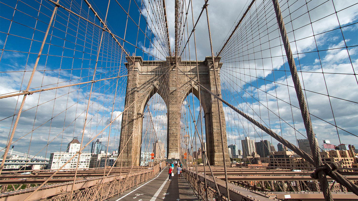 Wallpaper #66e34 Brooklyn Bridge in New York the Iconic Crossing Between Manhattan and