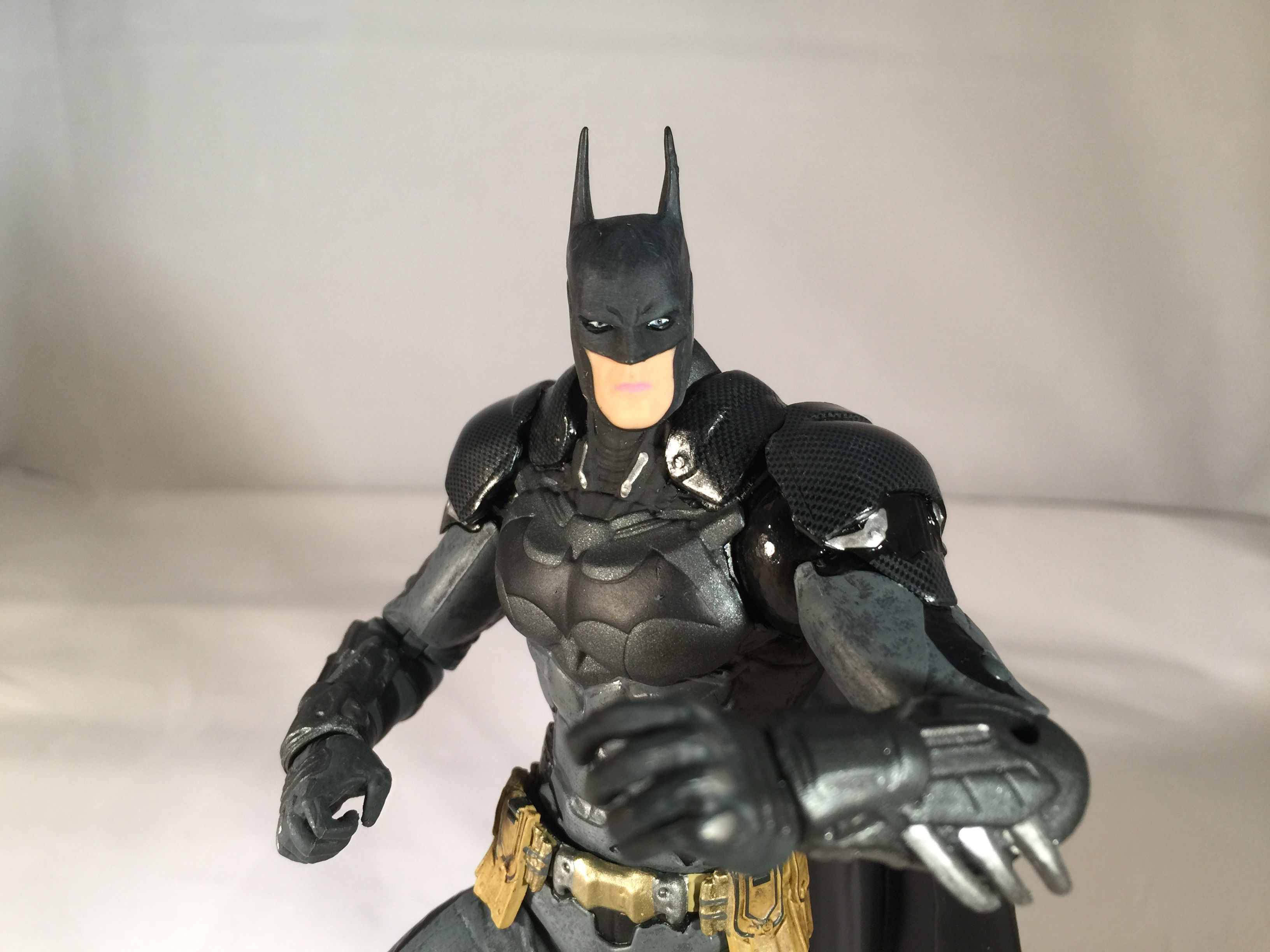 Wallpaper #98e4e Batman 4 Inch Rebirth Batman Action Figure with 3 Mystery Accessories