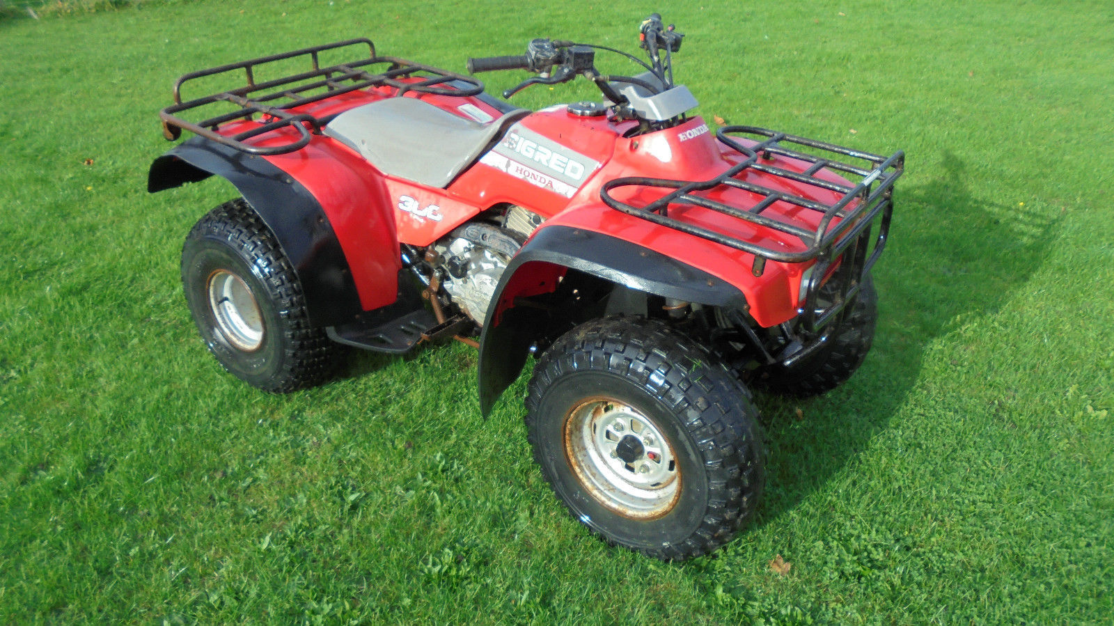 Wallpaper #7H3Z9I4Bnwiau_P6QxC940 Honda Big Red 300cc Quad Bike