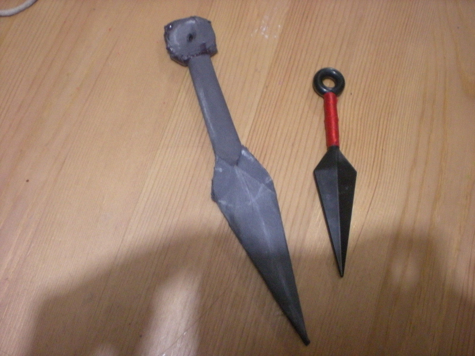 Wallpaper #c2eR6pIBSpphPi3-Z0eg312 Kunai Ninja Knife a Model or Sculpture Origami on Cut Out Keep