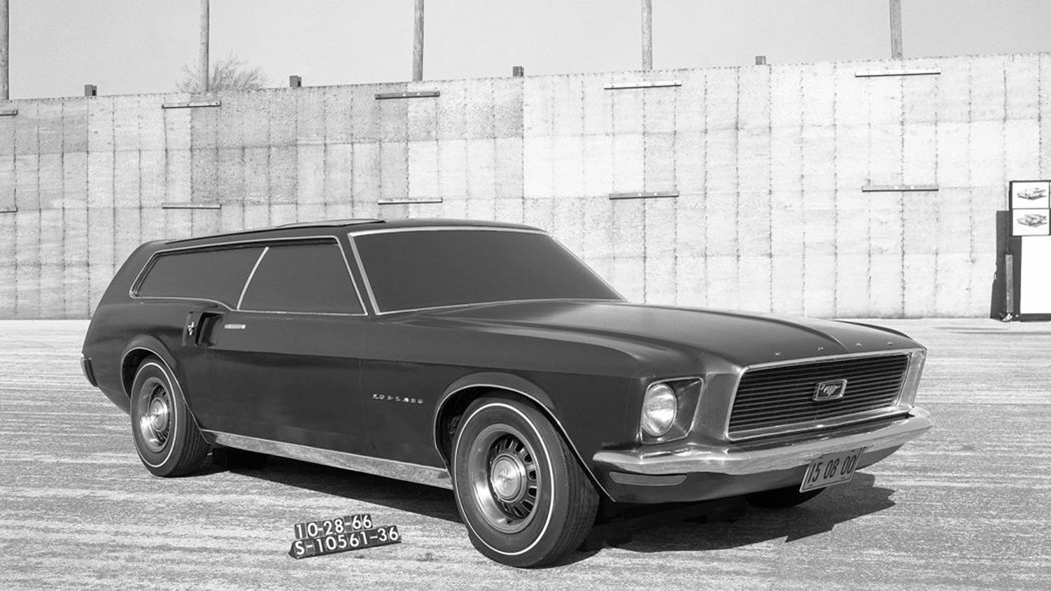 Wallpaper #eRwjQZMB8JfcLg2JC_dr134 Classic Ford Mustang Prototypes with Four Doors
