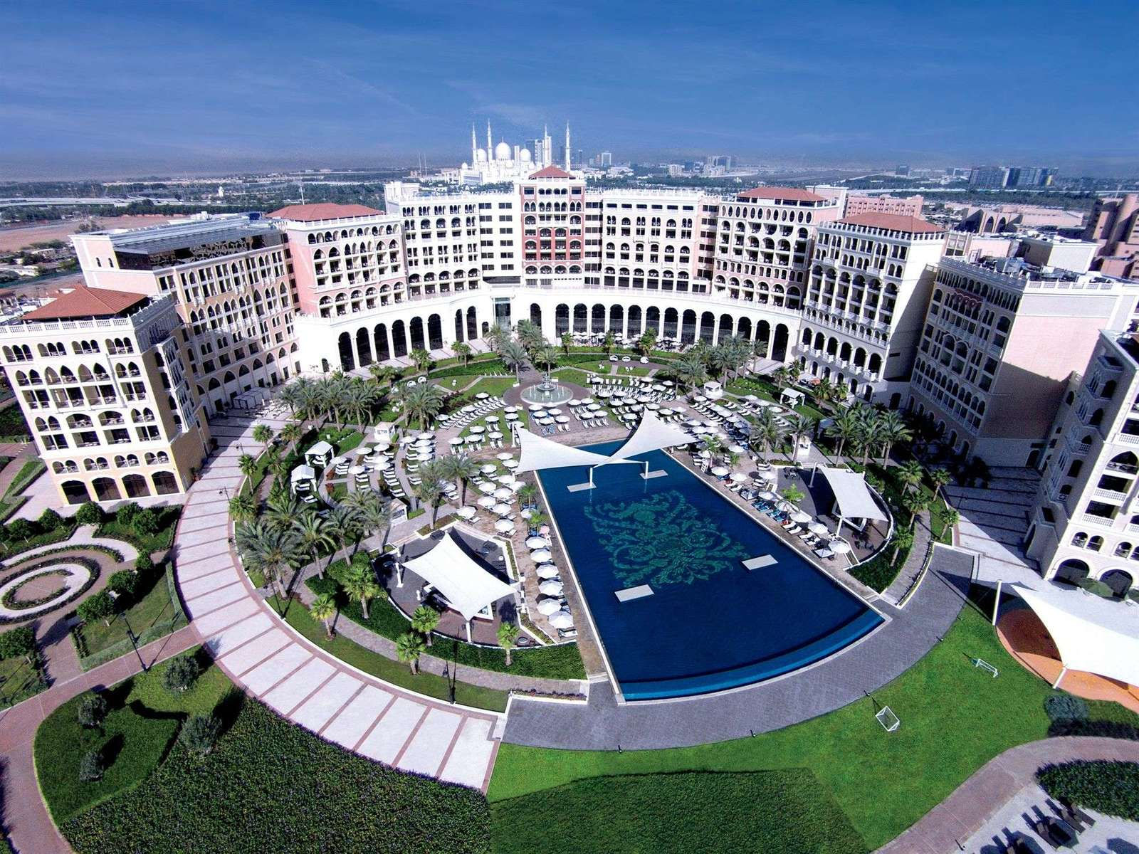 Wallpaper #q587W5MBcUVgGJNorrJV47 The Ritz Carlton Abu Dhabi Grand Canal in Abu Dhabi Loveholidays