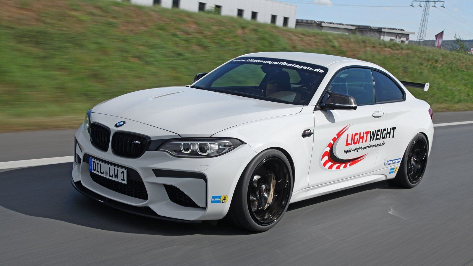 Wallpaper #dgMYZpMBpyOg8YnETtr273 2016 BMW M2 Lw M2 by Lightweight Performance Top Speed
