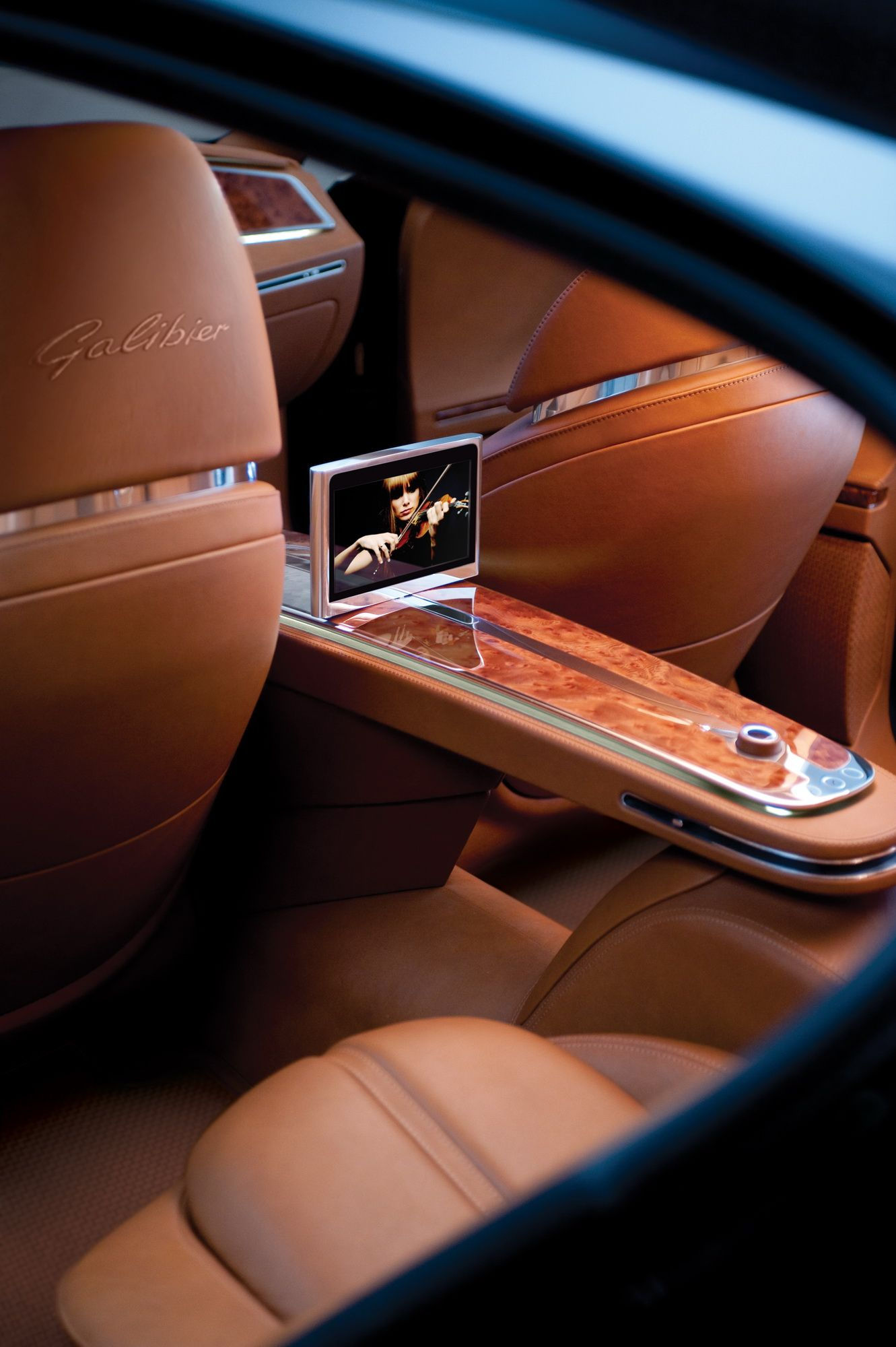 Wallpaper #dmhNGZMBSpphPi3-khaA63 2015 Bugatti 16c Galibier Review Top Speed