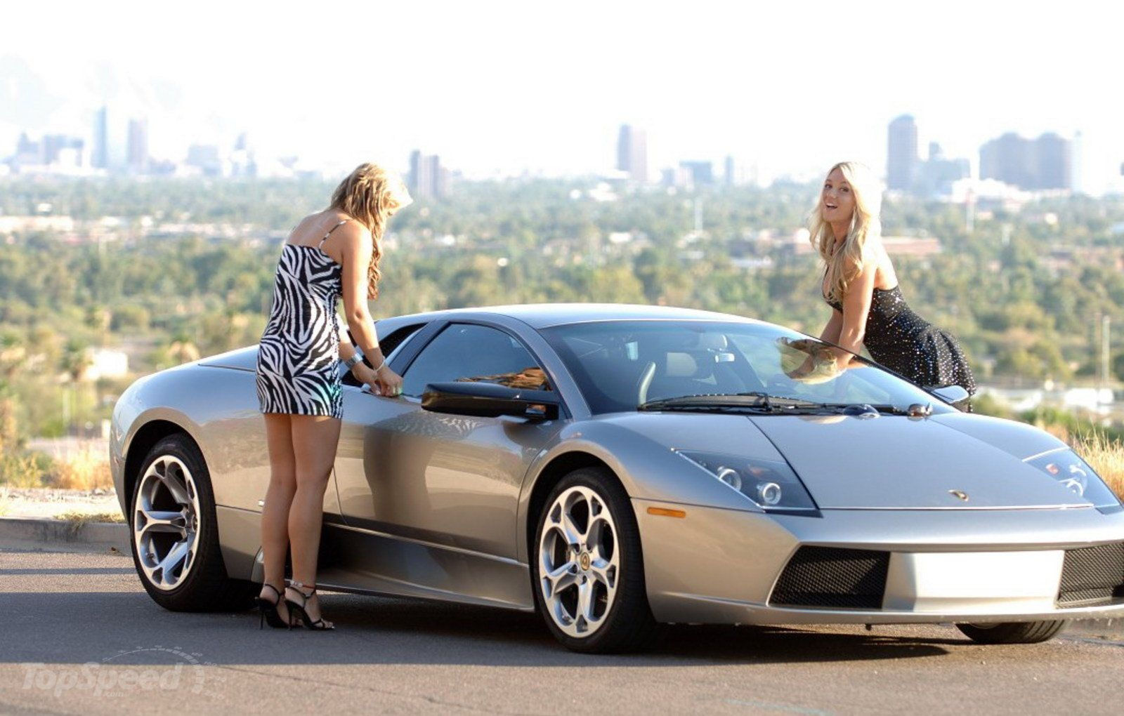 Wallpaper #1xmXFI8BtGB6xQ78tWgM16 Babes and Lamborghini Gallery Top Speed