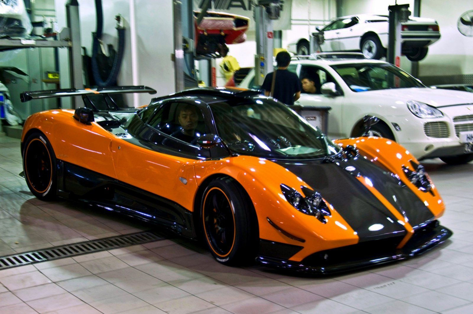 Wallpaper #u2fDApMBSpphPi3-orAs94 Orange Pagani Zonda Cinque News Top Speed