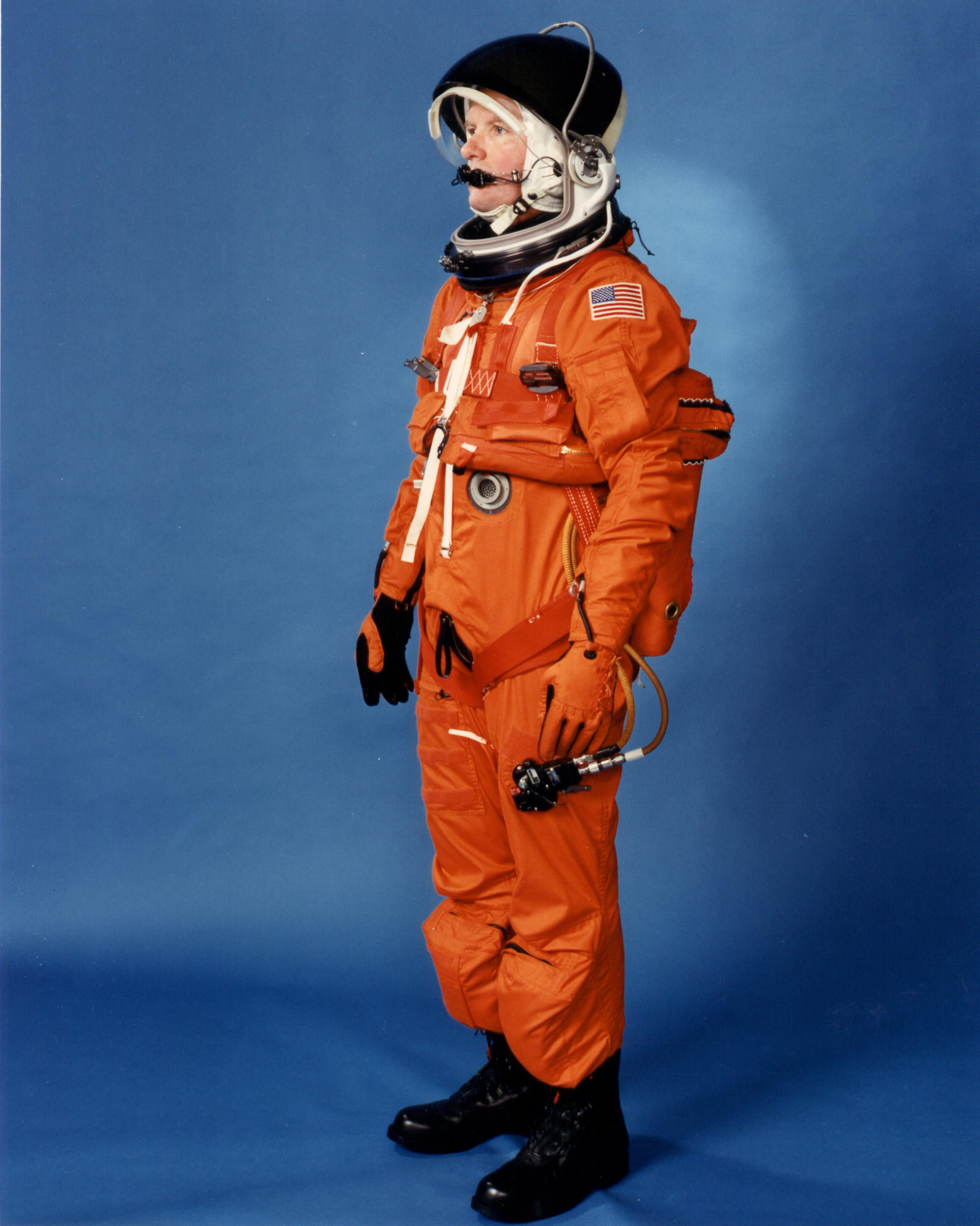 Wallpaper #e2eE_JIBSpphPi3-ZZiW65 Evolution of the Spacesuit in Pictures Space Tech Gallery