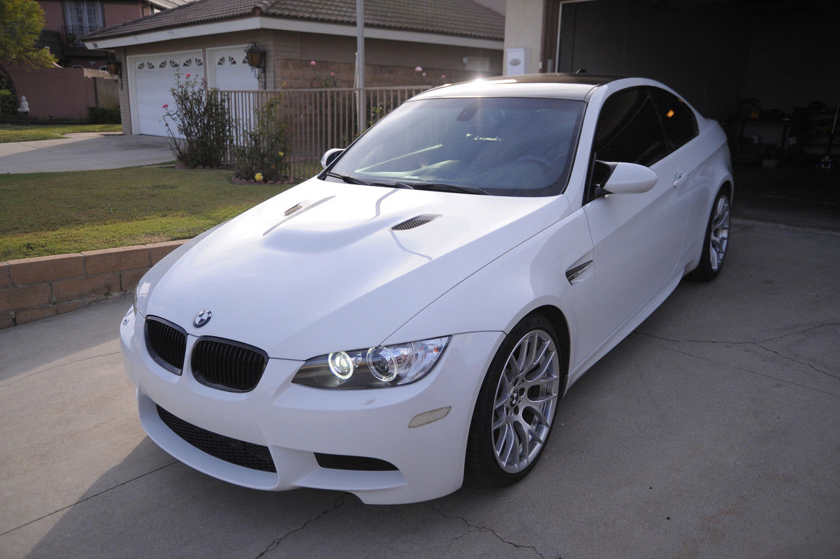 Wallpaper #n86VJZMB71dOy6JZgRRJ91 Fs 2011 BMW E92 M3 Competition Dct White with 29k Miles in Socal