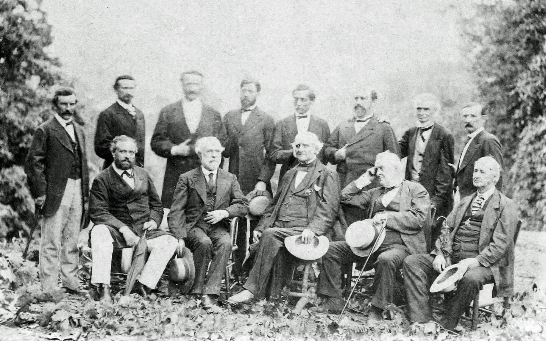 Wallpaper #pGhXGpMBSpphPi3-oRsR458 Filerobert E Lee with His Generals 1869jpg Wikimedia Commons